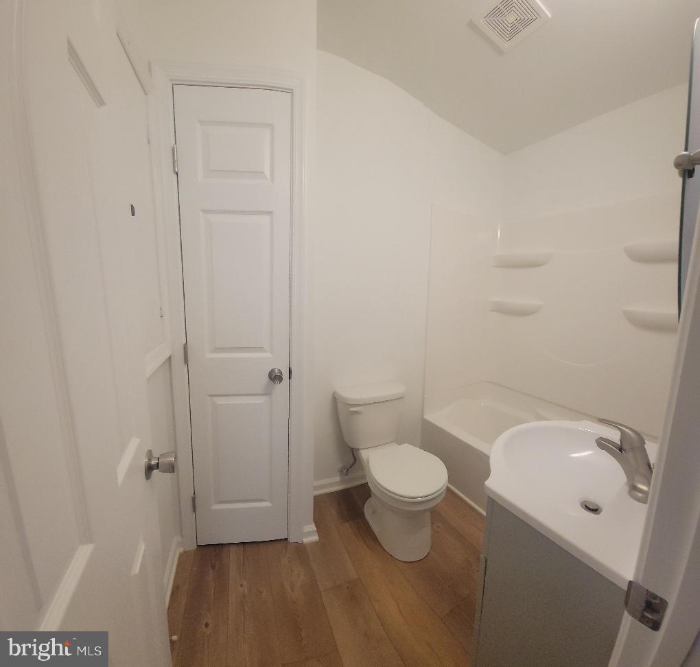 BELLVUE - Residential Lease