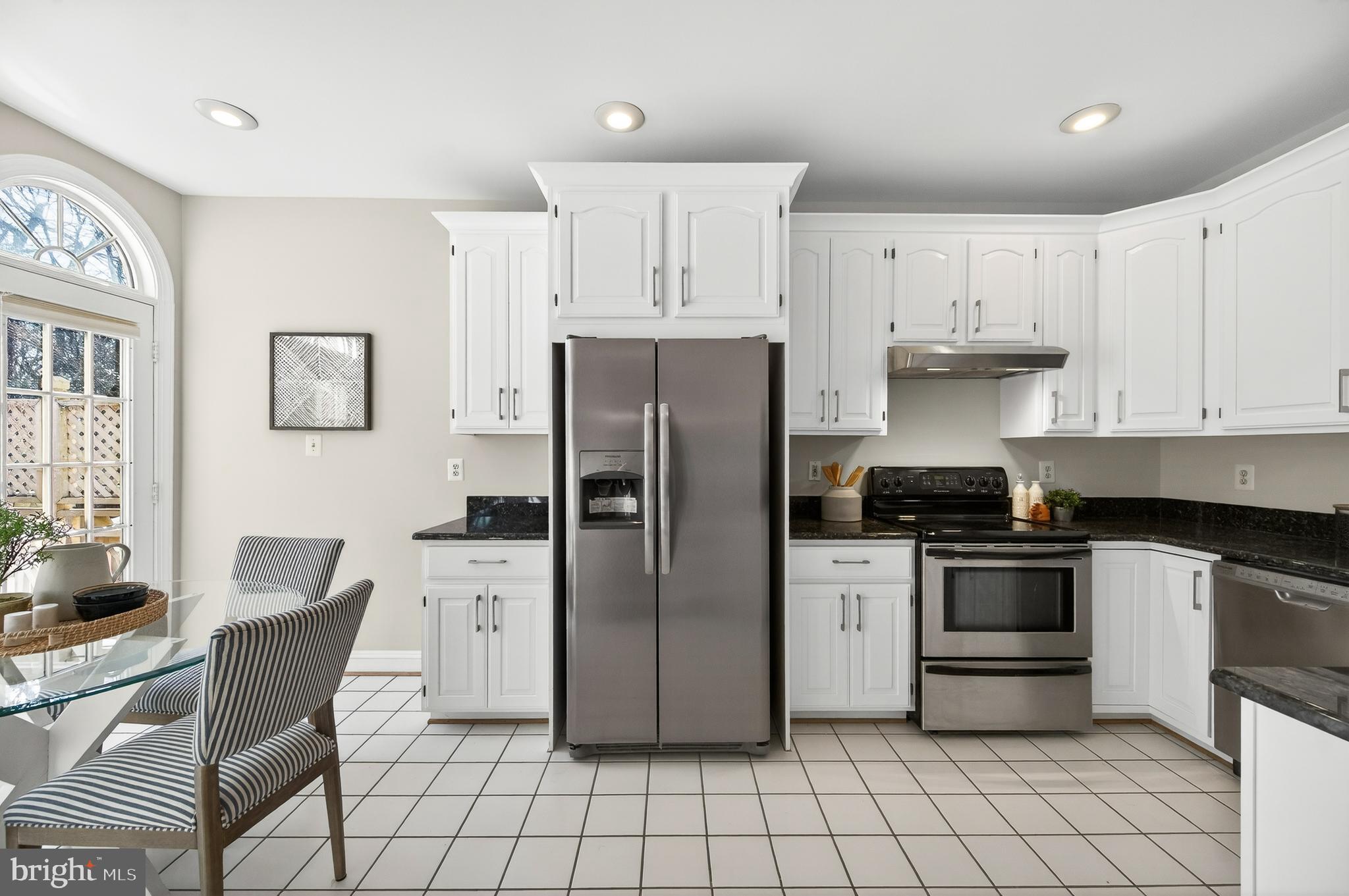 COURTHOUSE WOODS - Residential