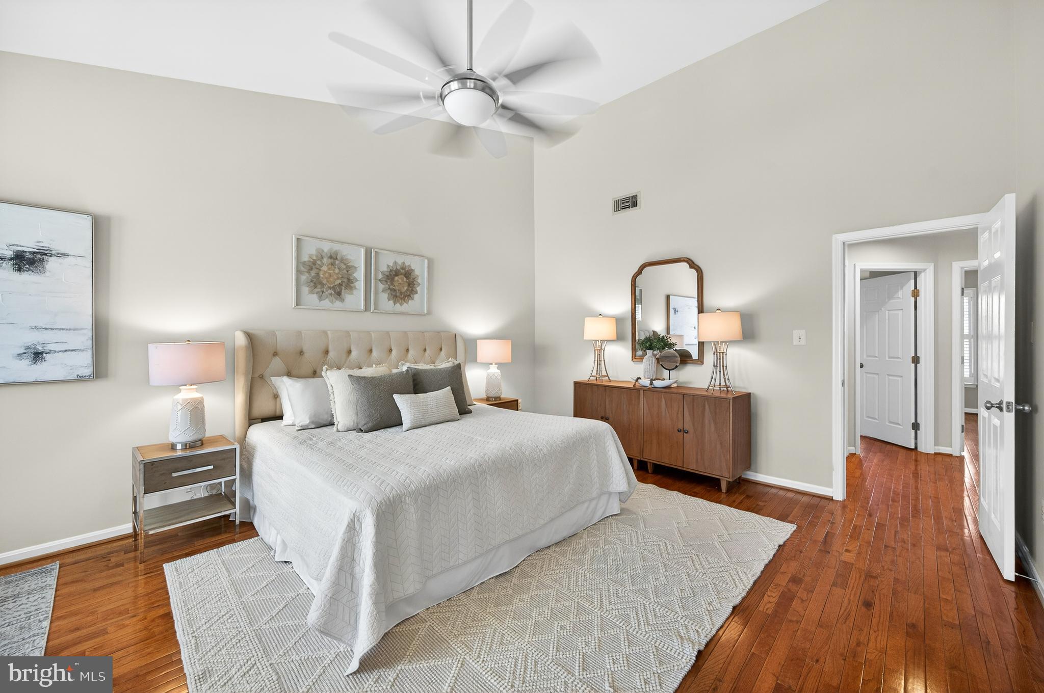 COURTHOUSE WOODS - Residential