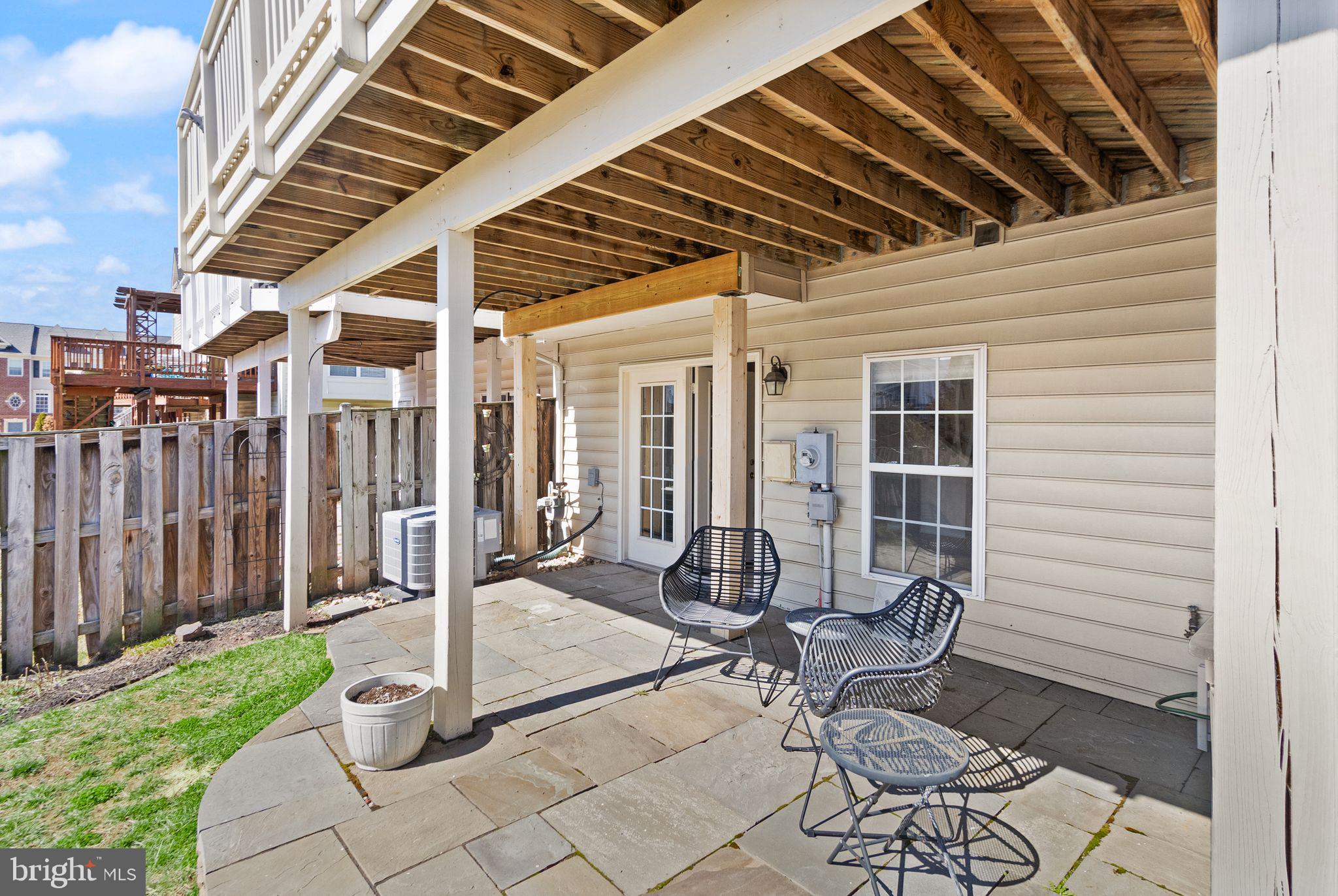 EDWARDS LANDING - Residential