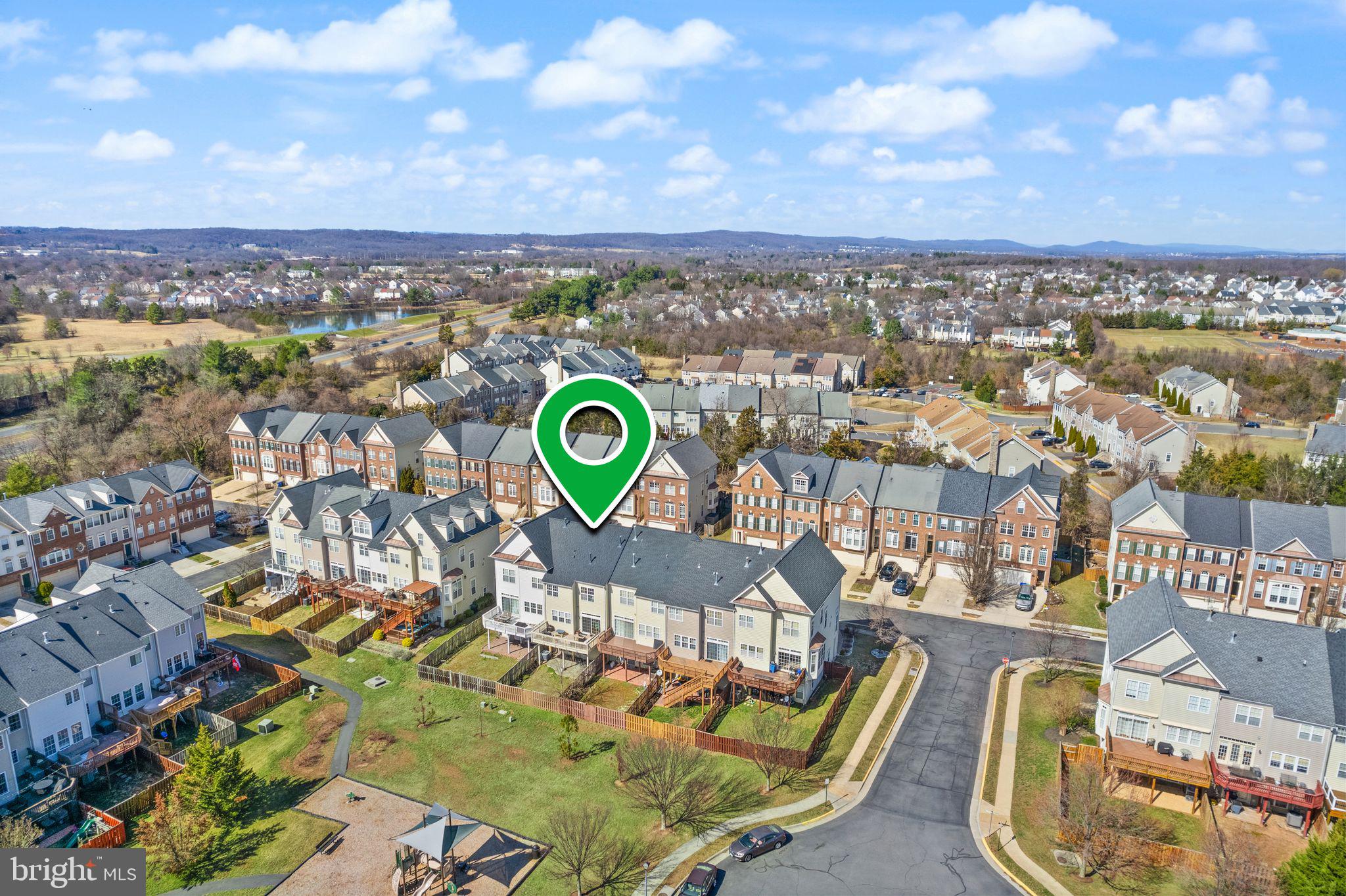 EDWARDS LANDING - Residential