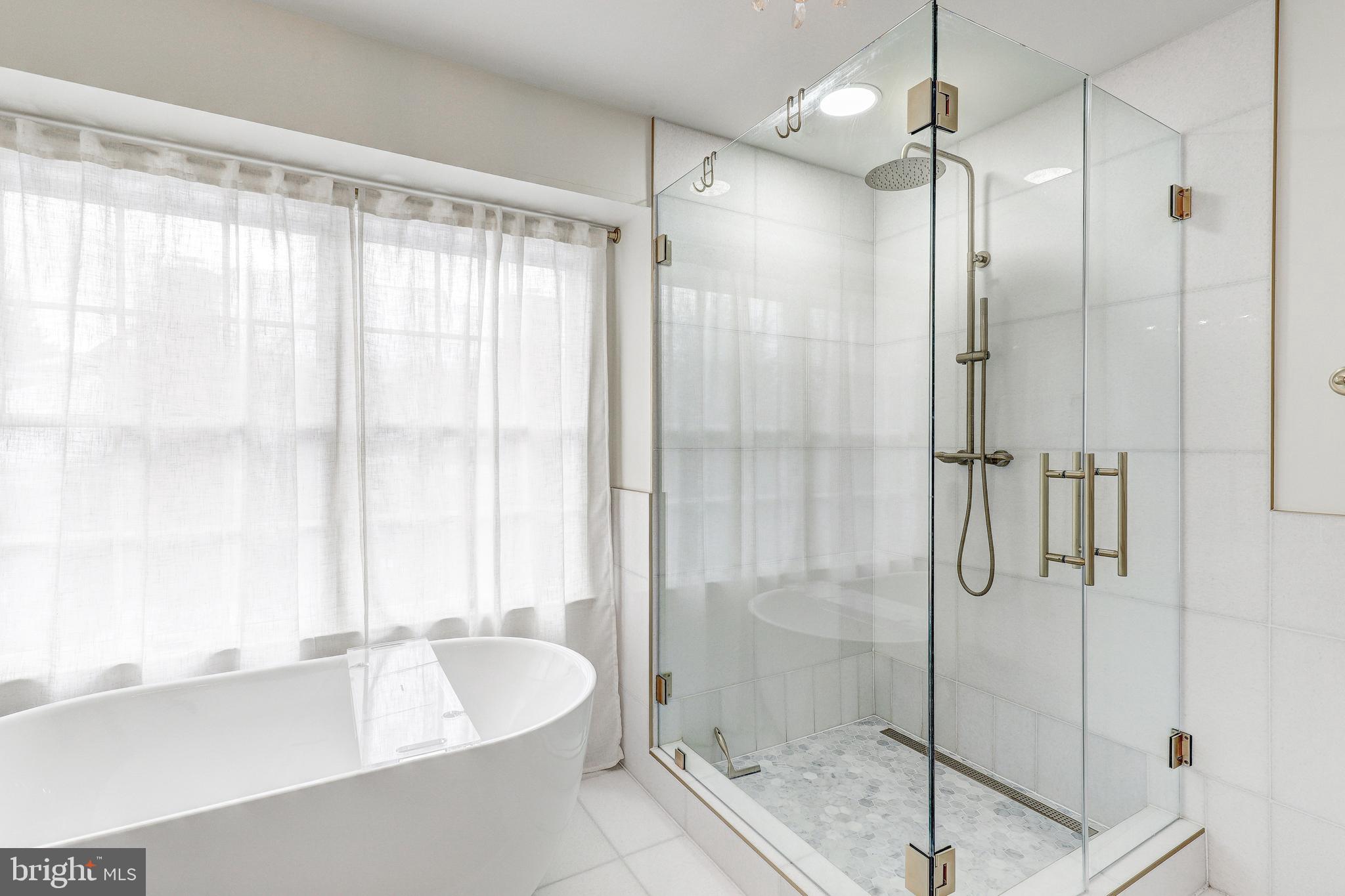 GREENE TREE - Residential