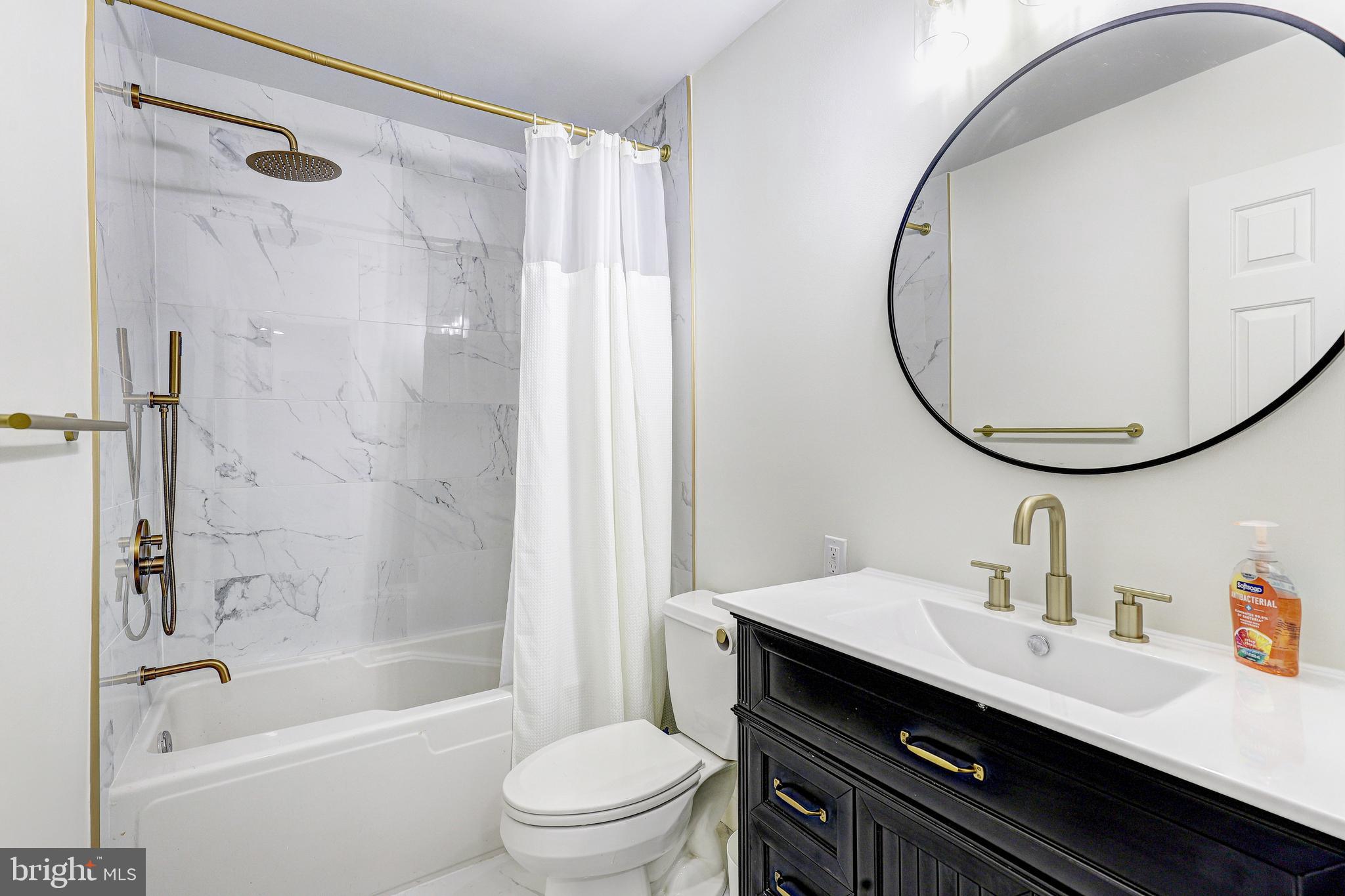 GREENE TREE - Residential