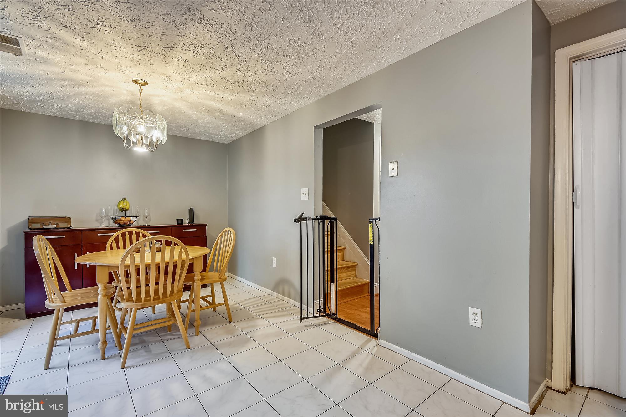 CLINTON PLAZA TOWNHOUSES - Residential