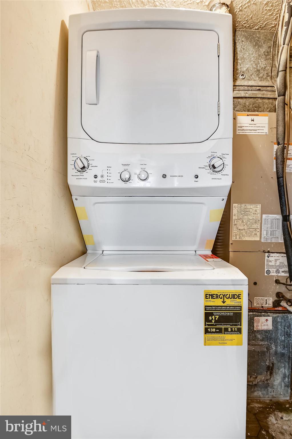 CLINTON PLAZA TOWNHOUSES - Residential