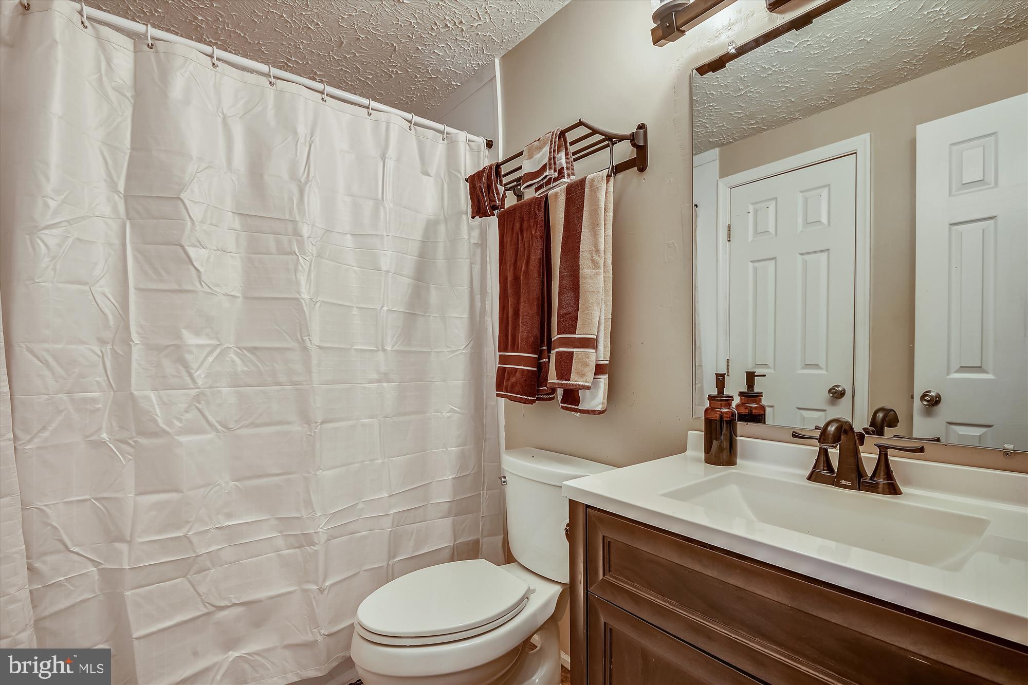 CLINTON PLAZA TOWNHOUSES - Residential