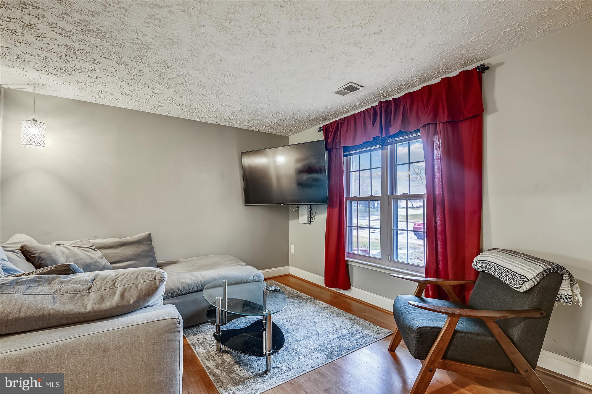 CLINTON PLAZA TOWNHOUSES - Residential