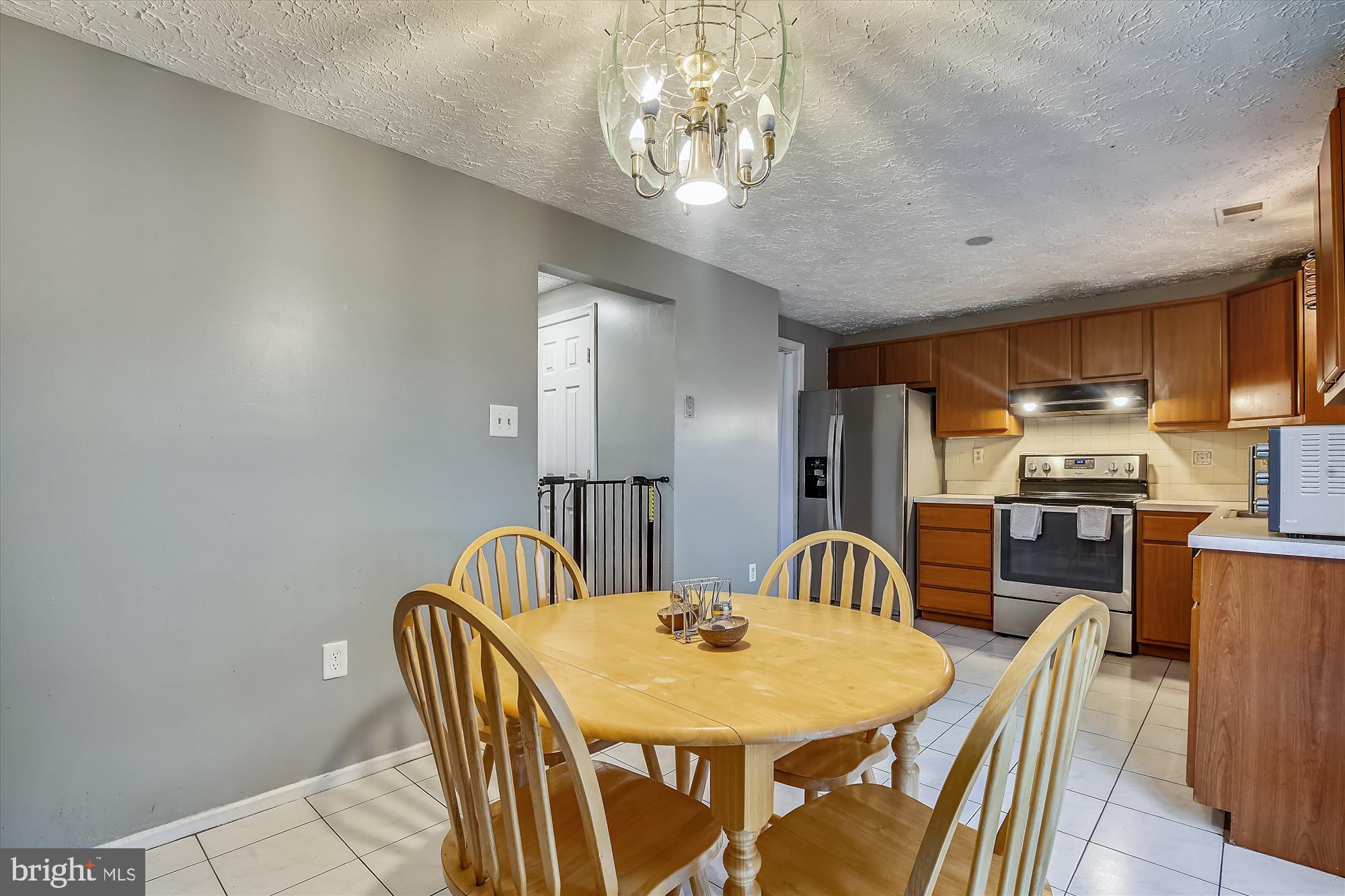 CLINTON PLAZA TOWNHOUSES - Residential