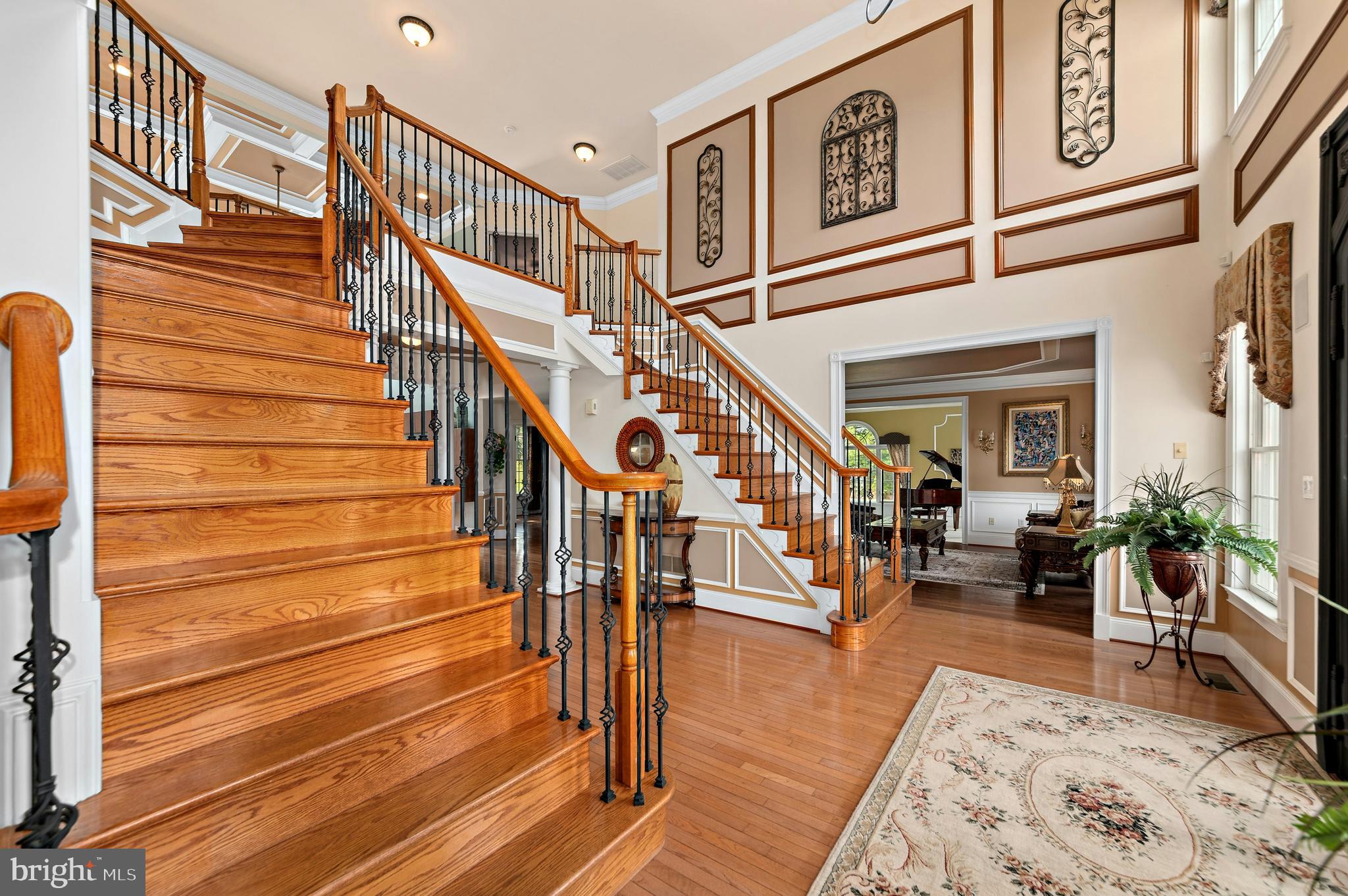 WOODSIDE ESTATES - Residential