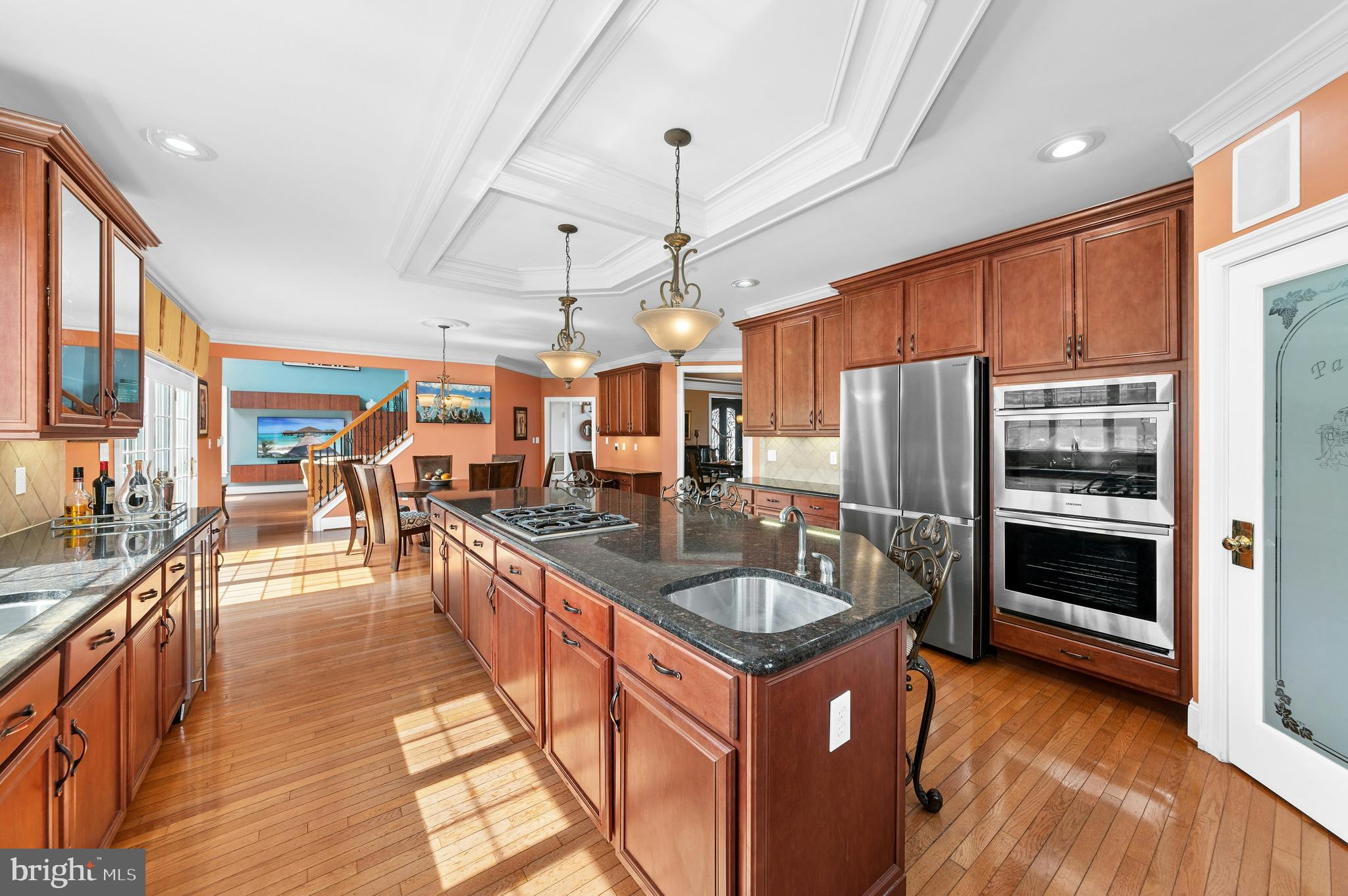 WOODSIDE ESTATES - Residential