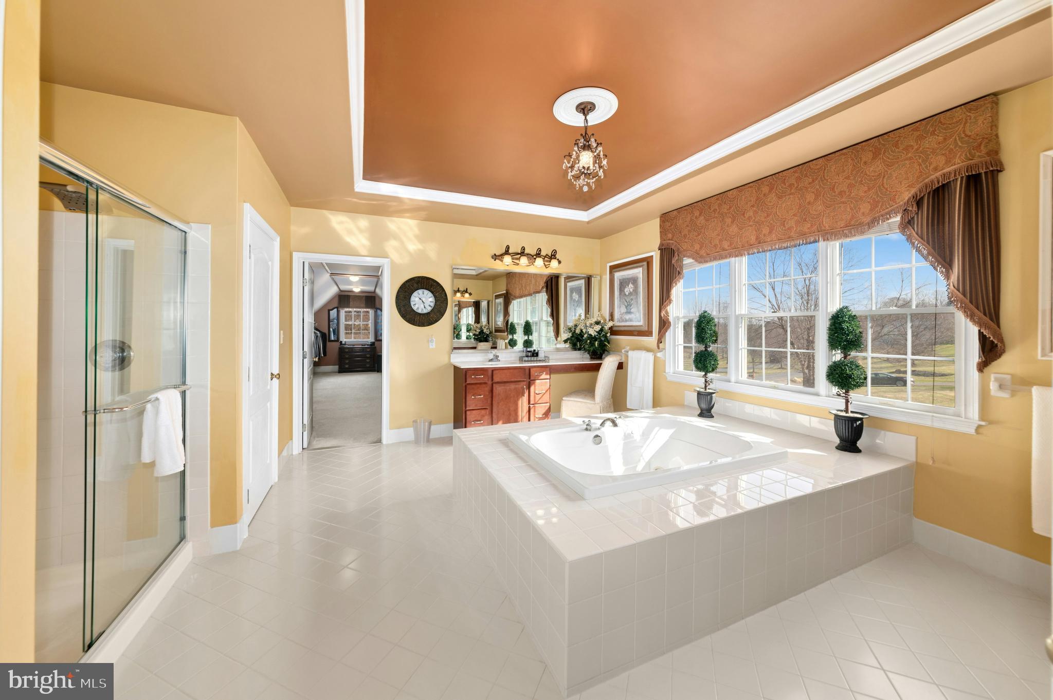 WOODSIDE ESTATES - Residential