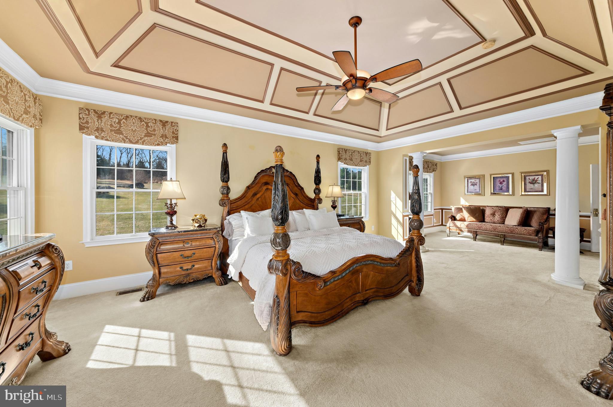 WOODSIDE ESTATES - Residential