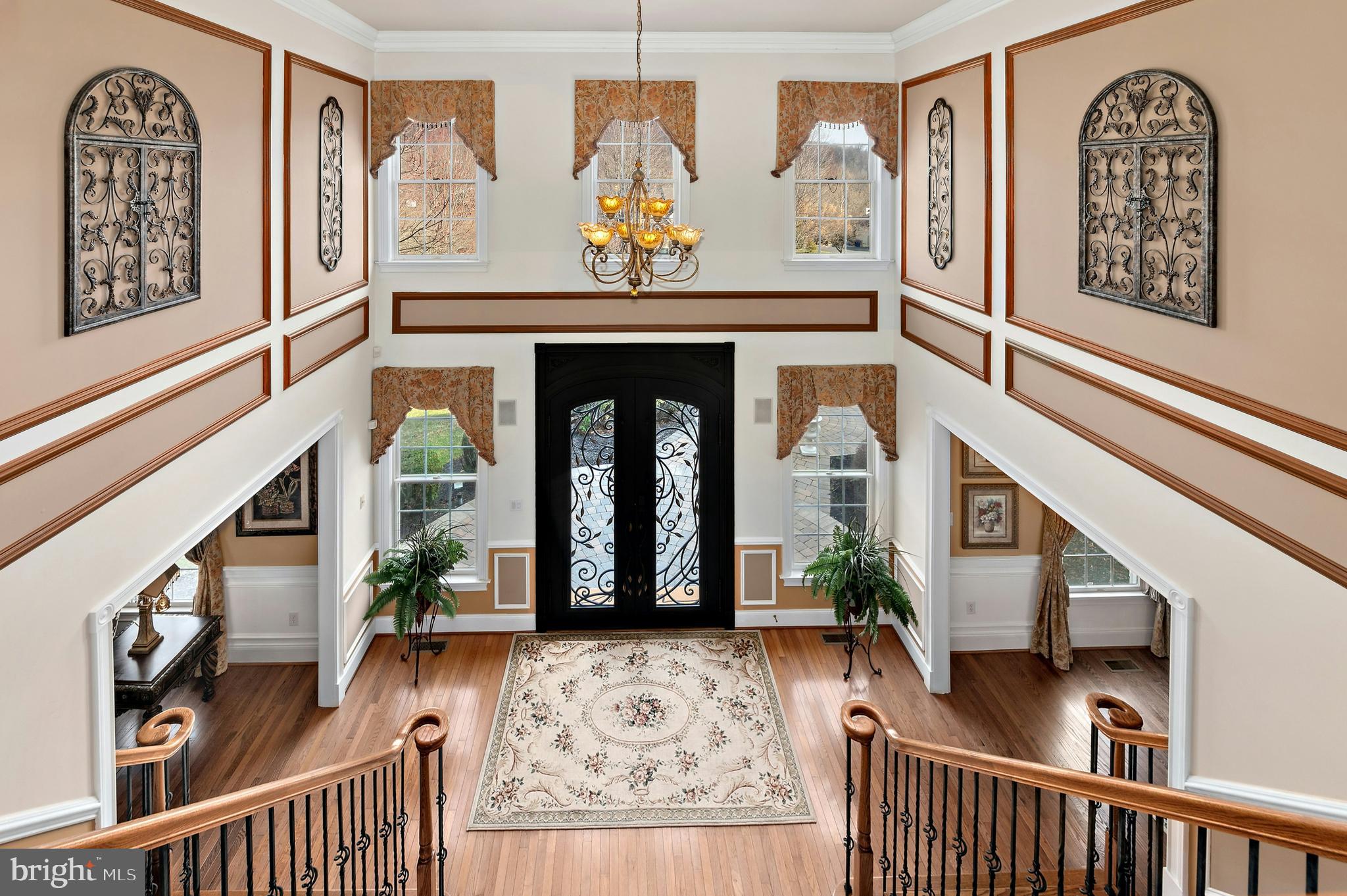 WOODSIDE ESTATES - Residential