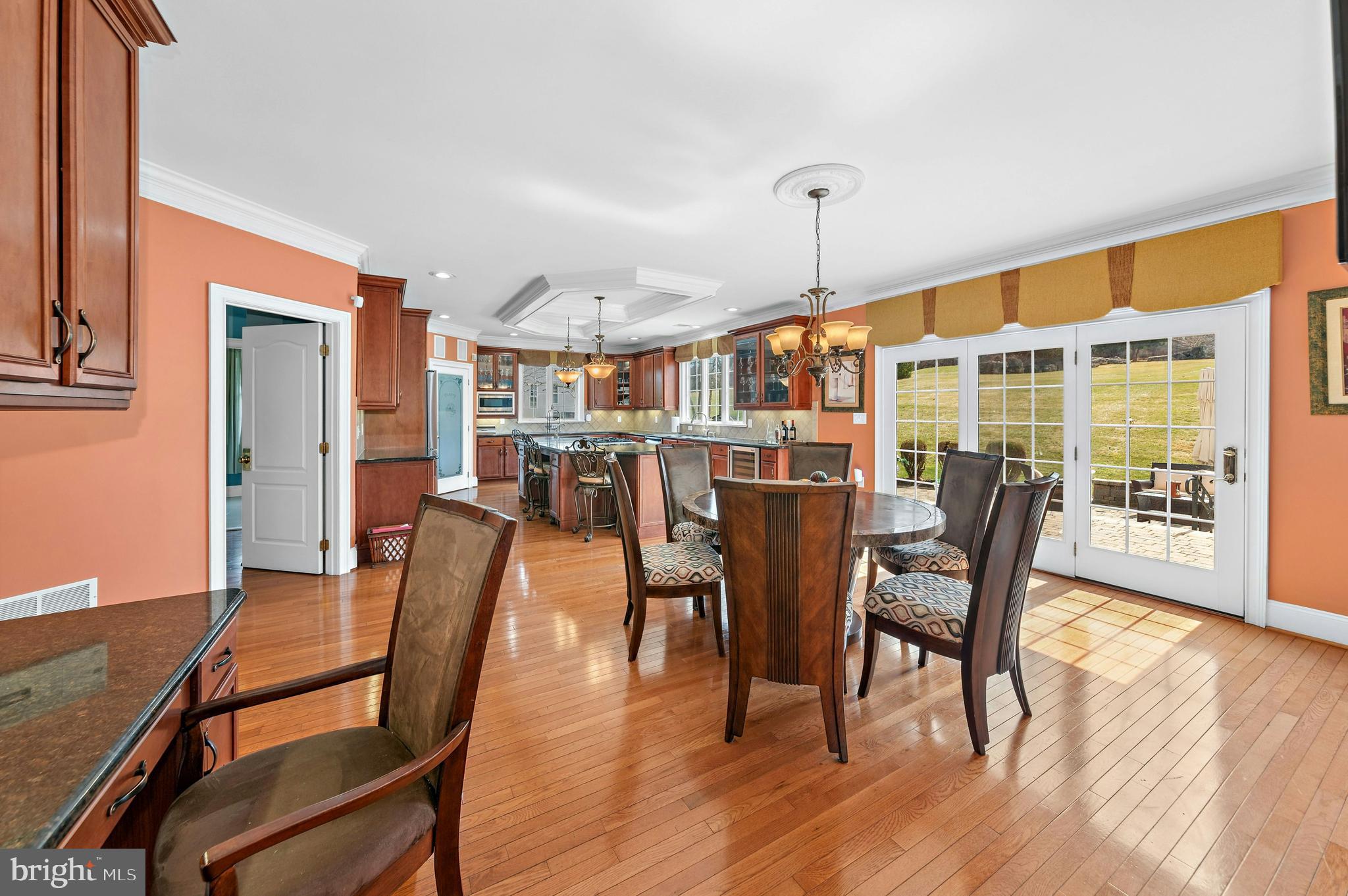 WOODSIDE ESTATES - Residential