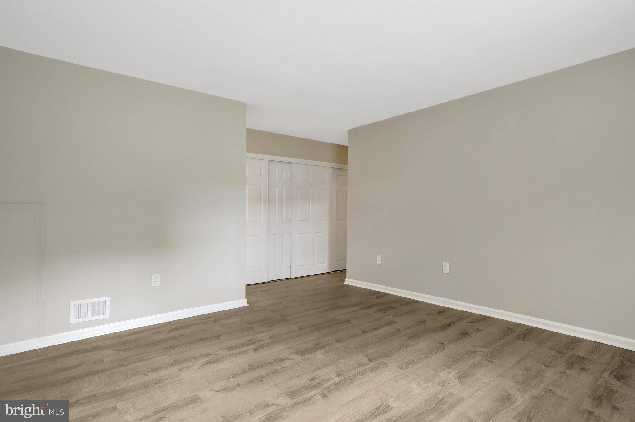 TERRACE TOWNHOUSES OF ANNANDALE - Residential