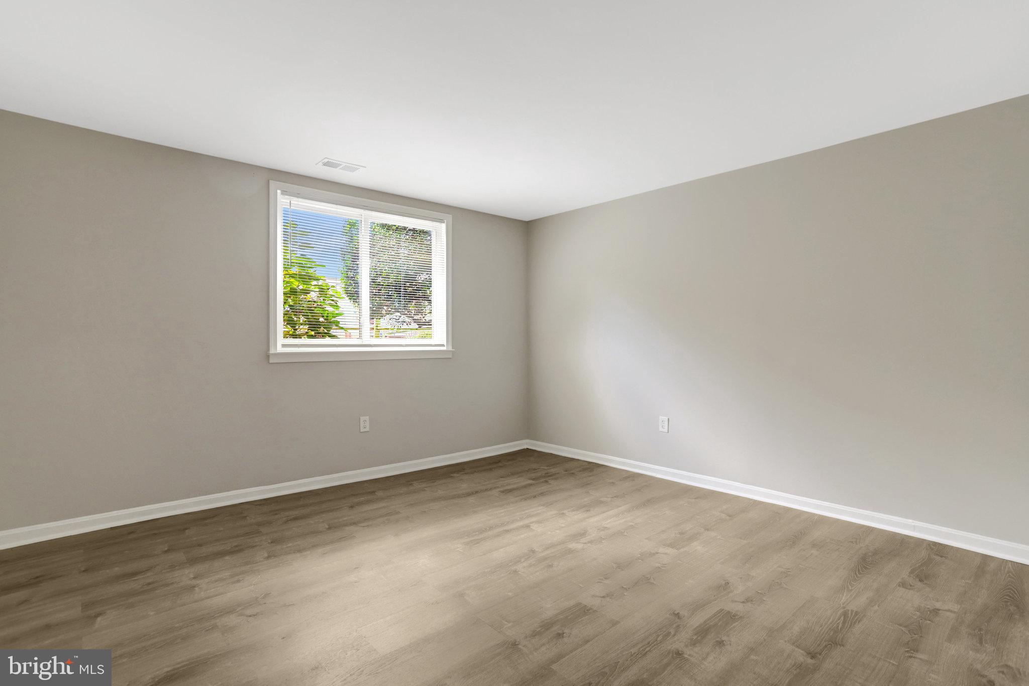 TERRACE TOWNHOUSES OF ANNANDALE - Residential