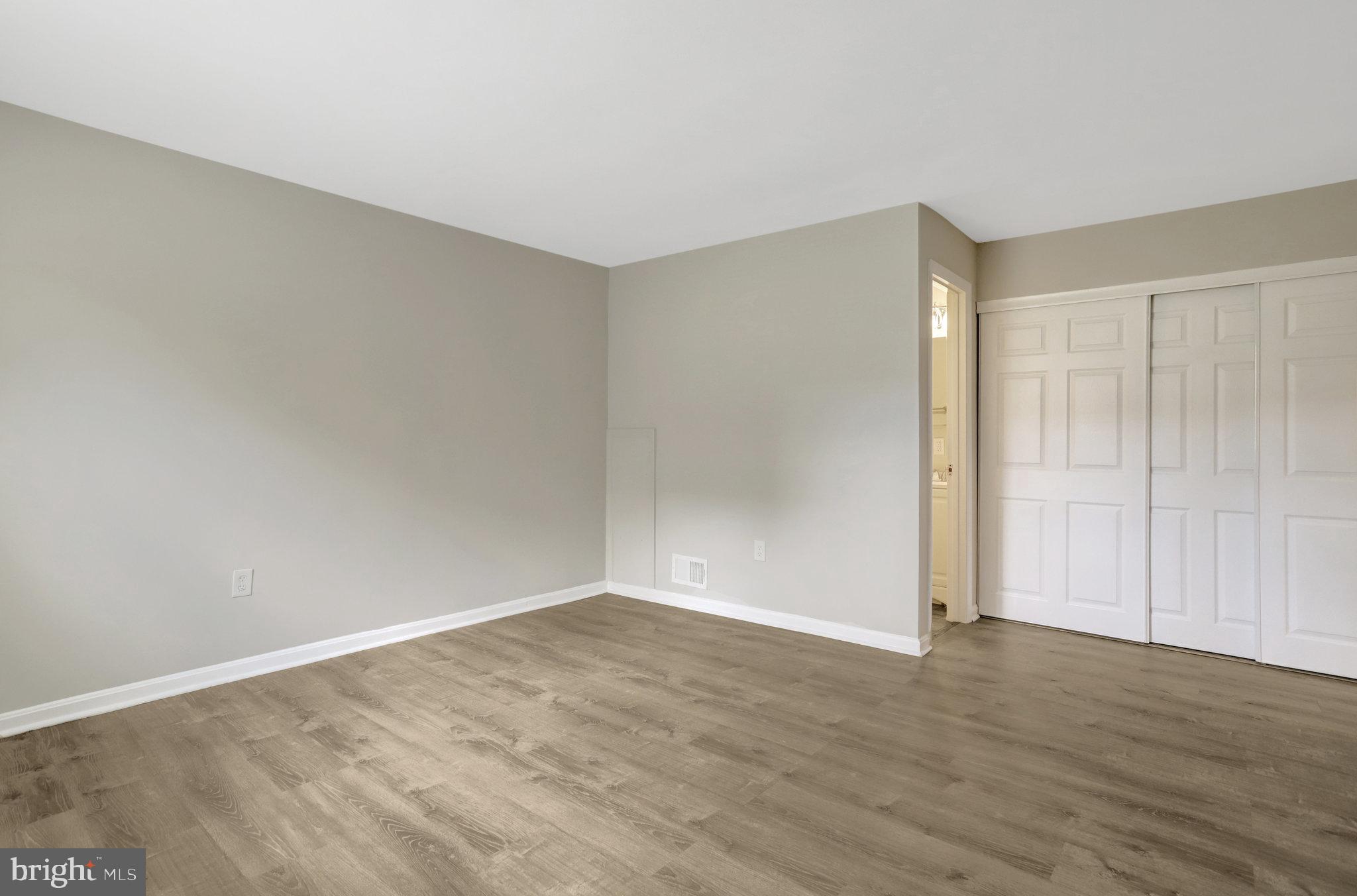 TERRACE TOWNHOUSES OF ANNANDALE - Residential