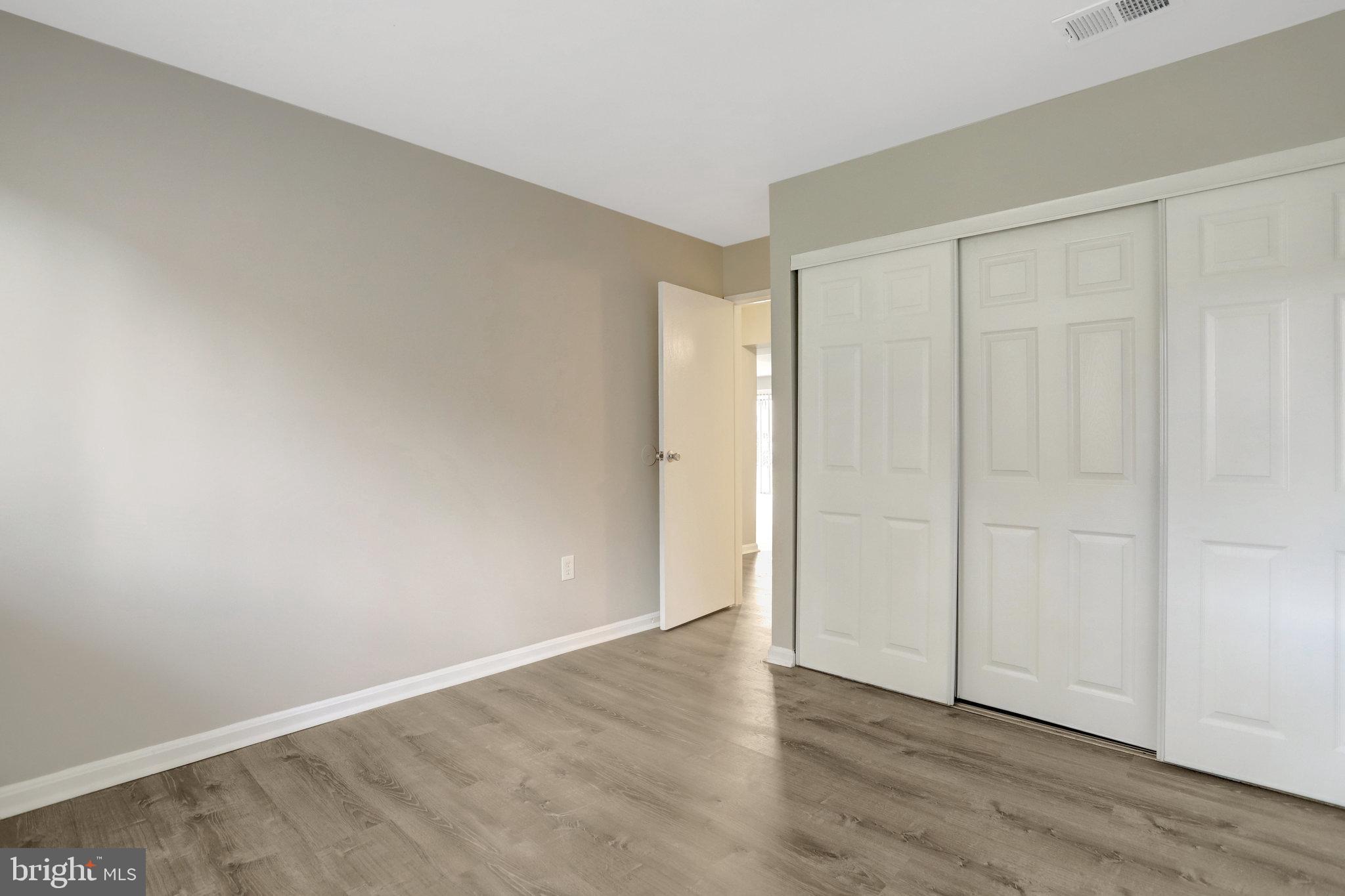 TERRACE TOWNHOUSES OF ANNANDALE - Residential