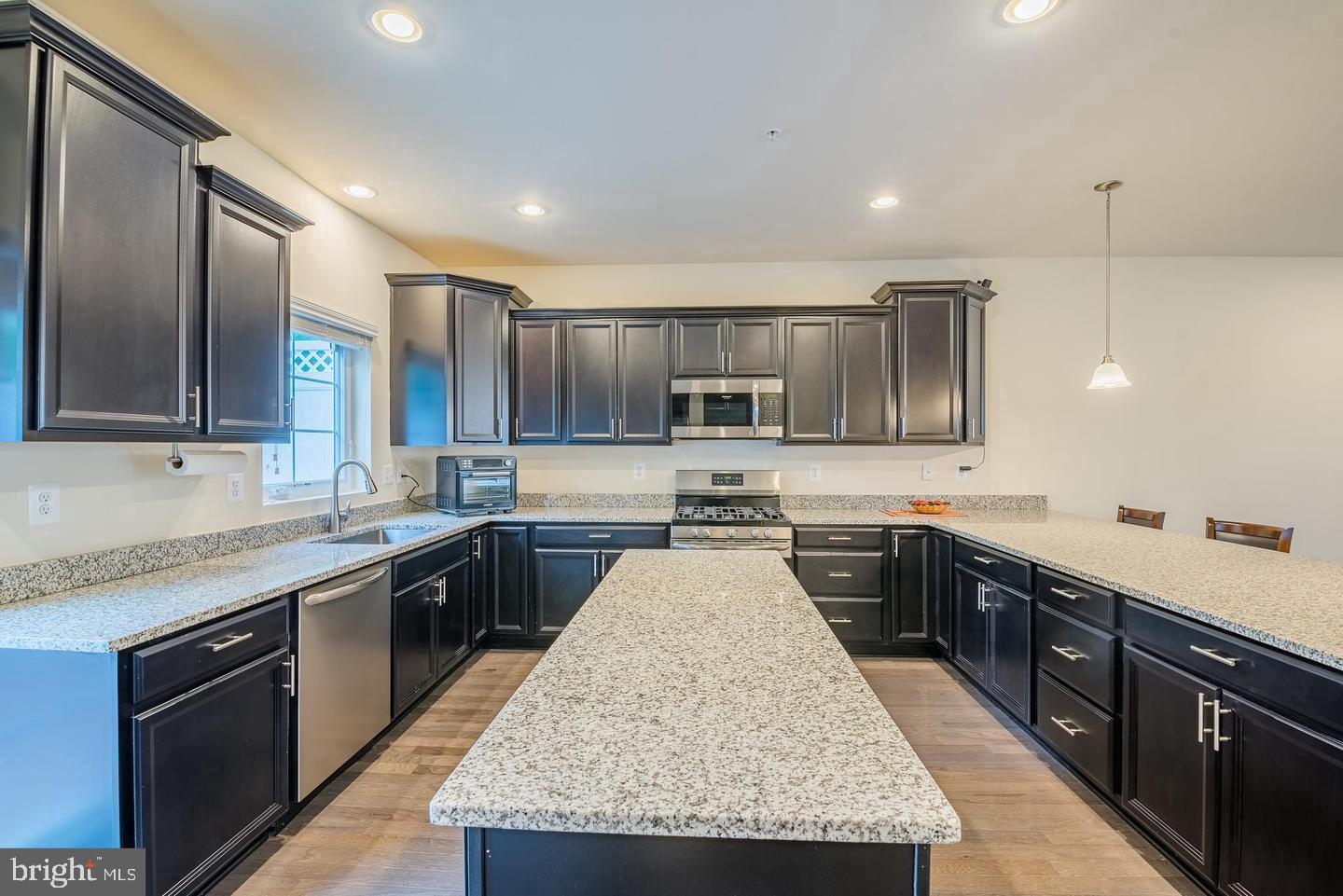 3831 PENTLAND HILLS DRIVE
