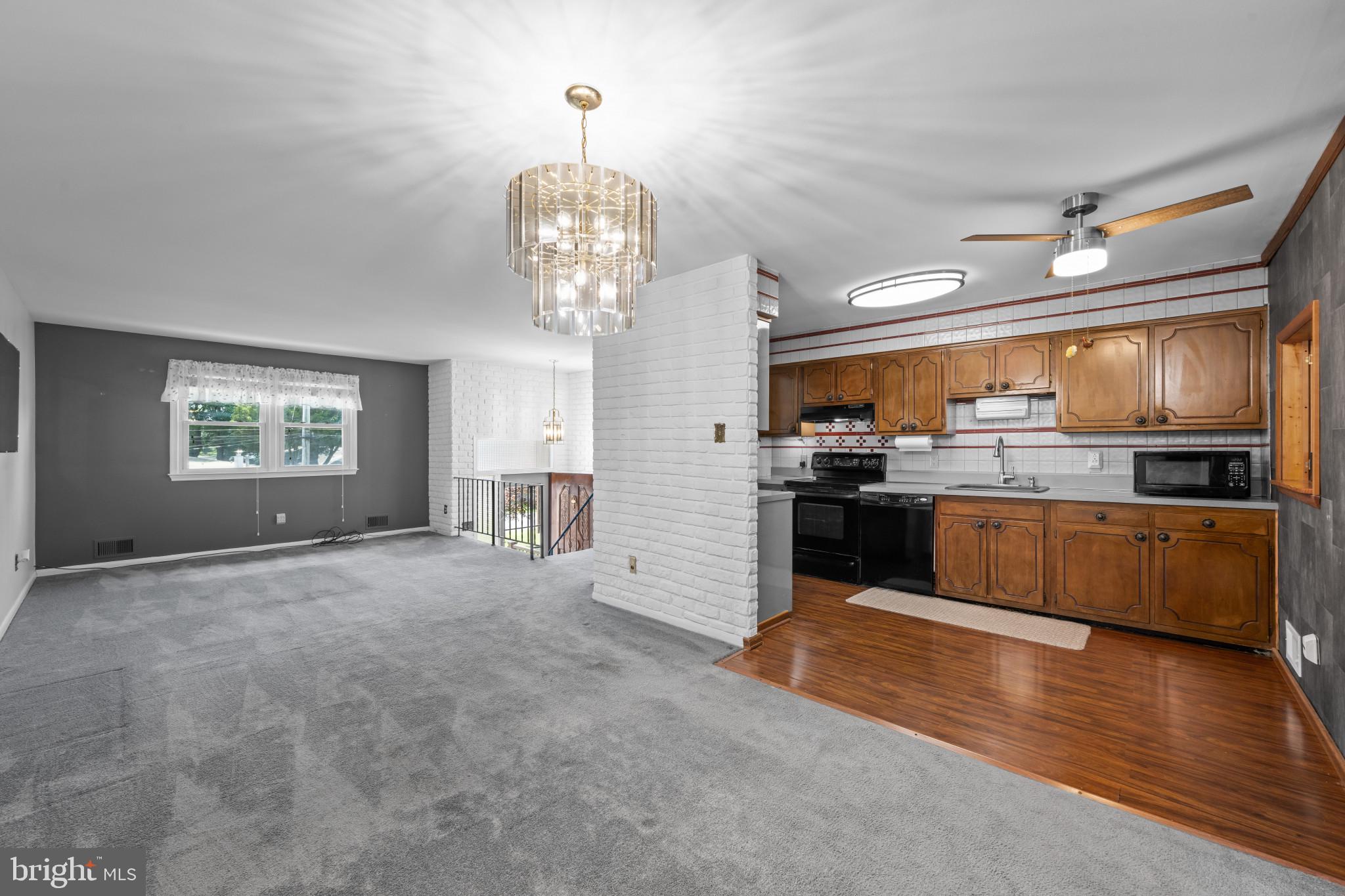 1247 RIVER BAY ROAD