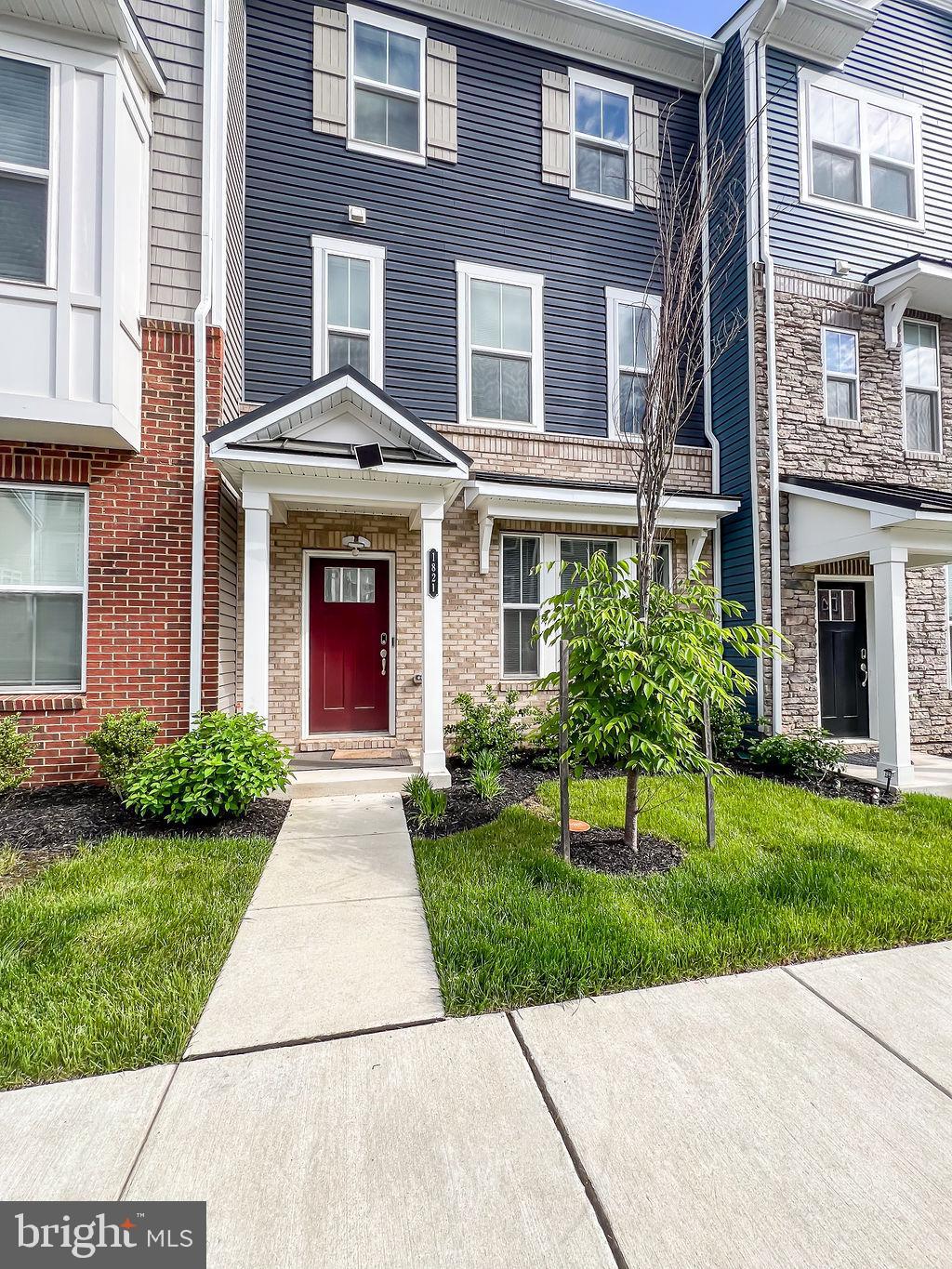 THE RIDGES - Residential