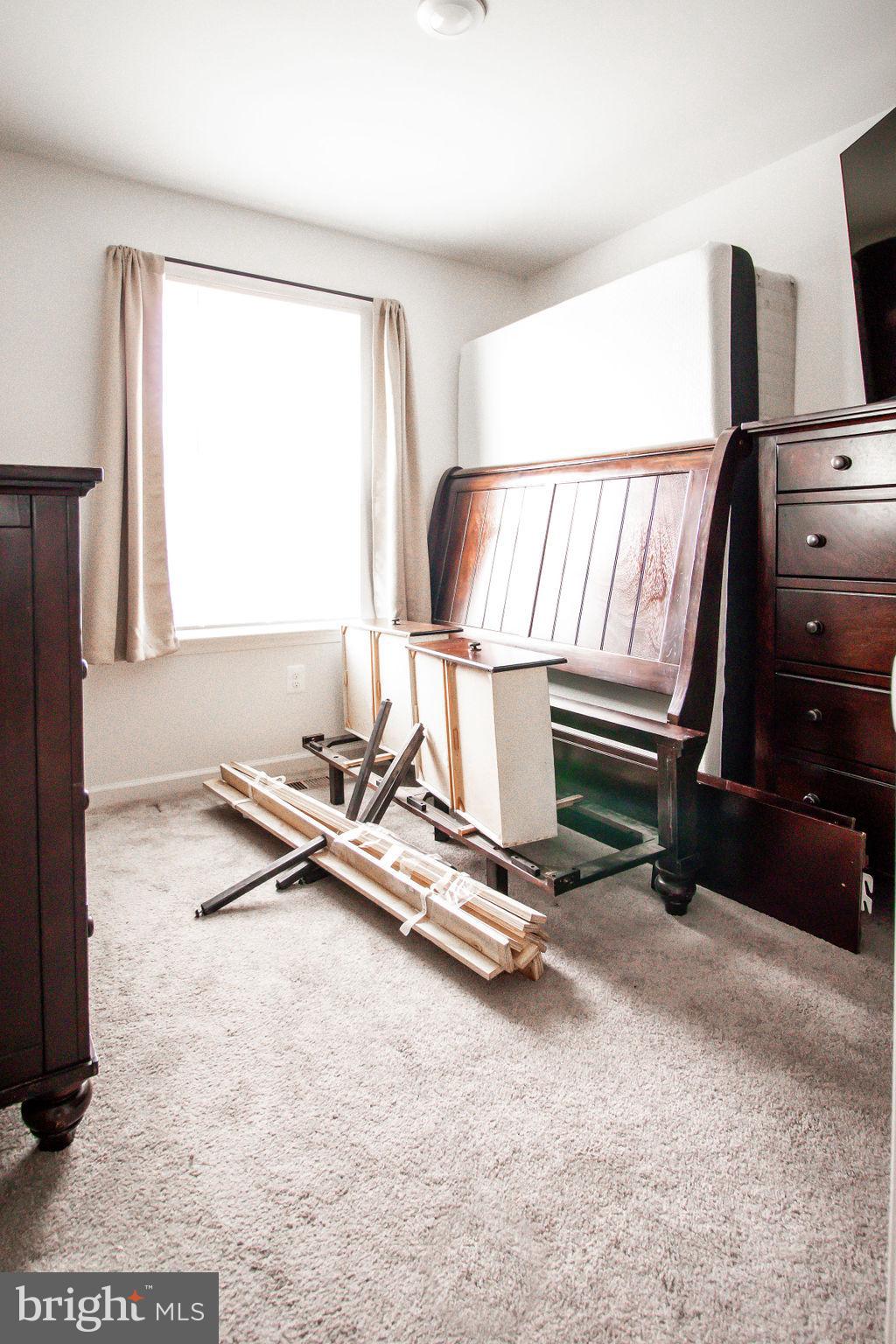 THE RIDGES - Residential