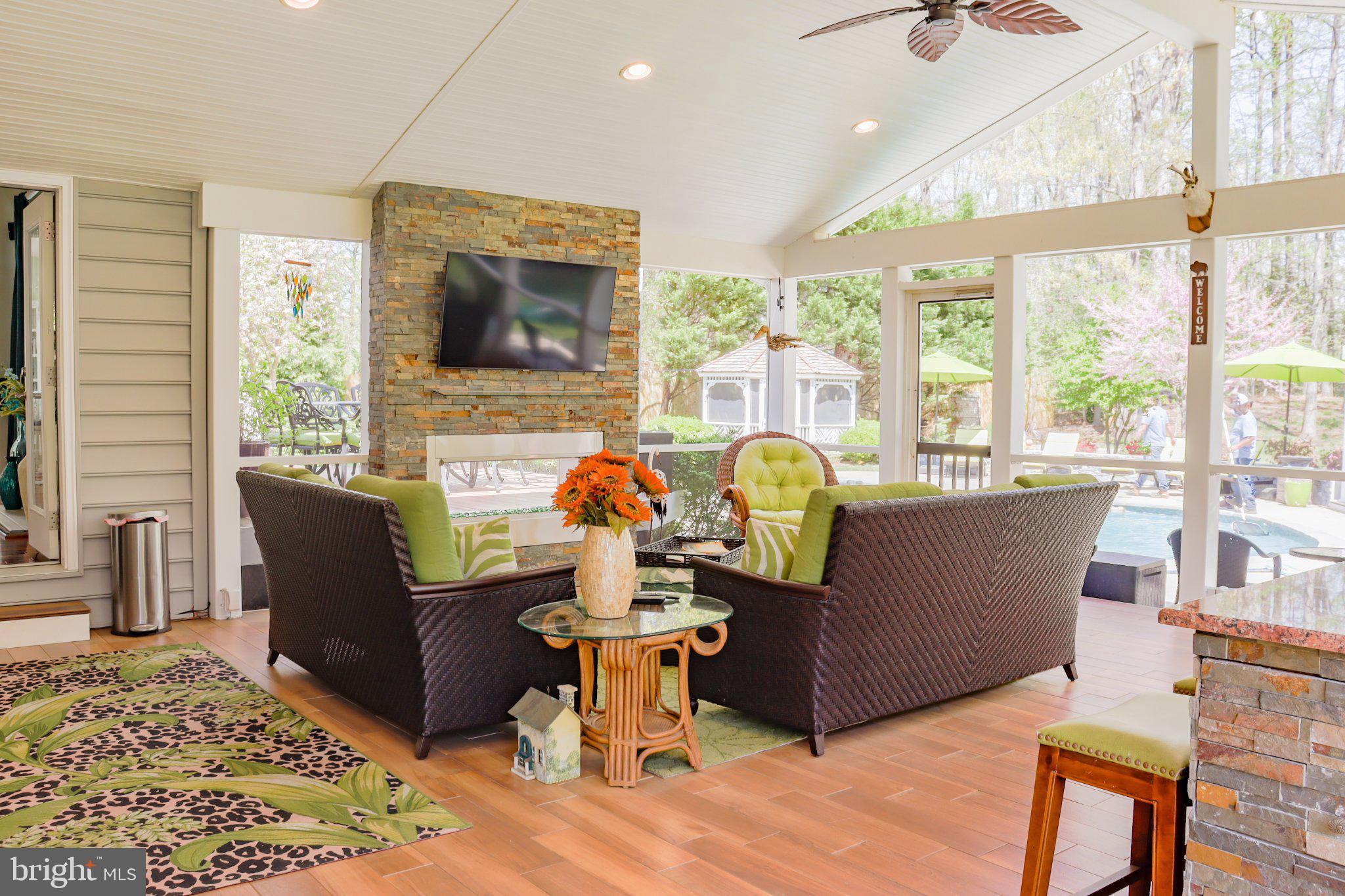 WATERFORD - Residential