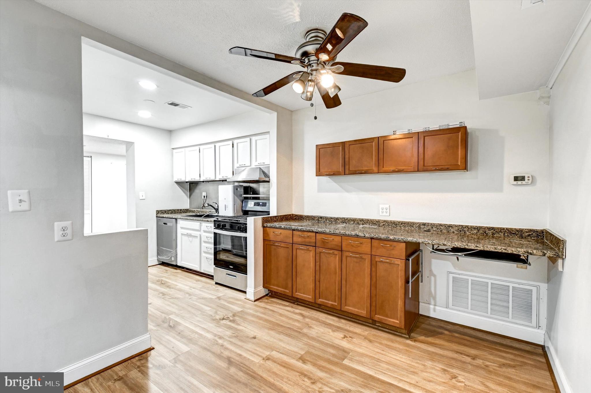 ROCKLAND RUN - Residential