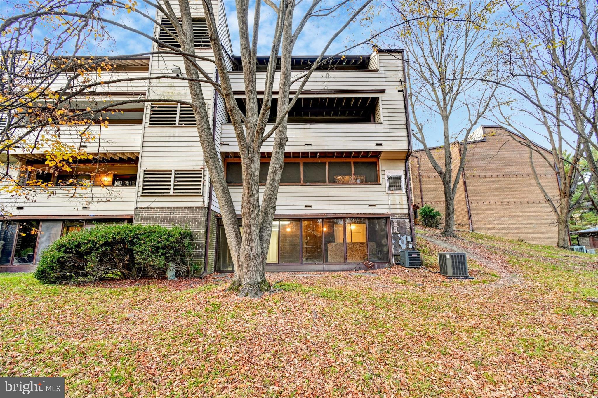 ROCKLAND RUN - Residential