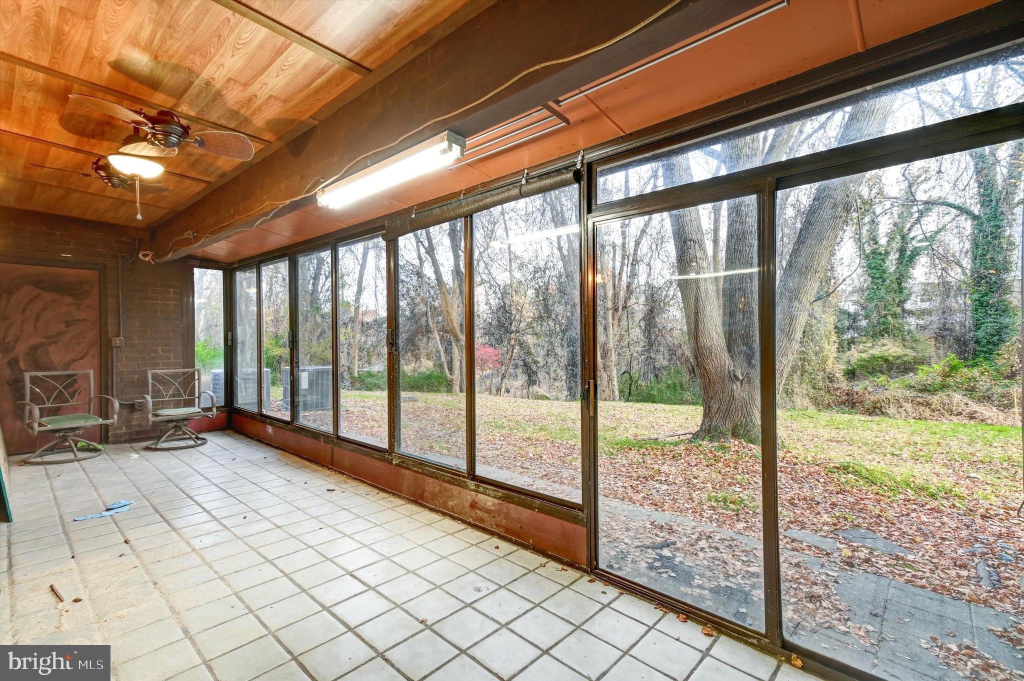 ROCKLAND RUN - Residential