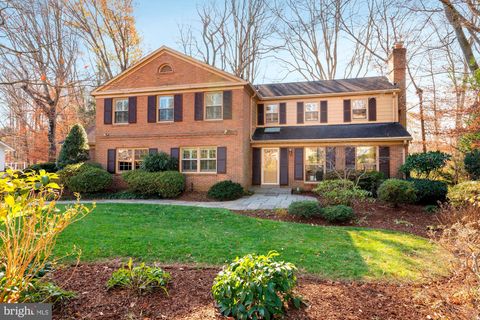 Photo of 6608 LYBROOK CT, BETHESDA, MD 20817 (MLS # MDMC2076478) Photo of 6608 LYBROOK CT, BETHESDA, MD 20817 (MLS # MDMC2076478)
