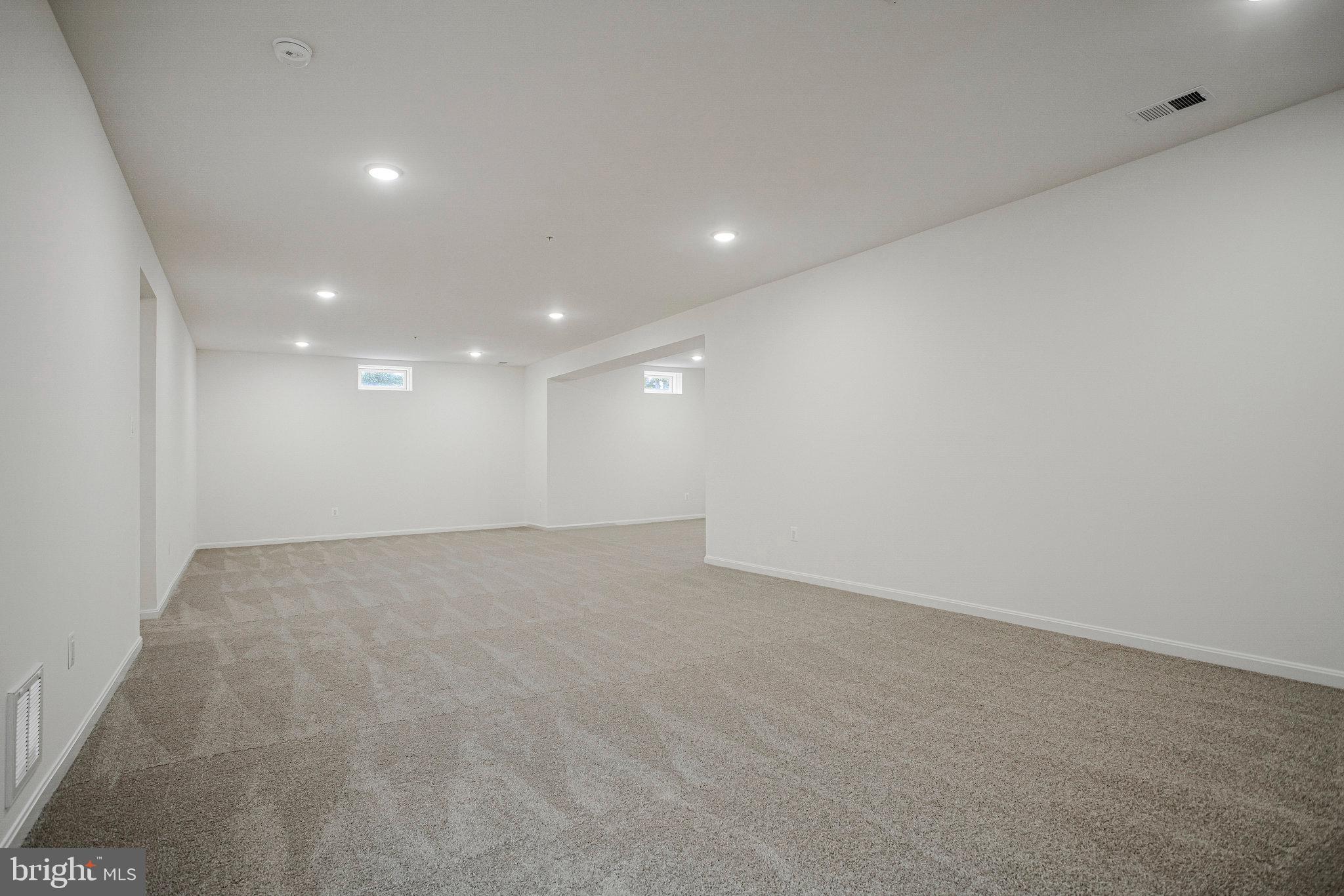 ROBERTS CROSSING - Residential