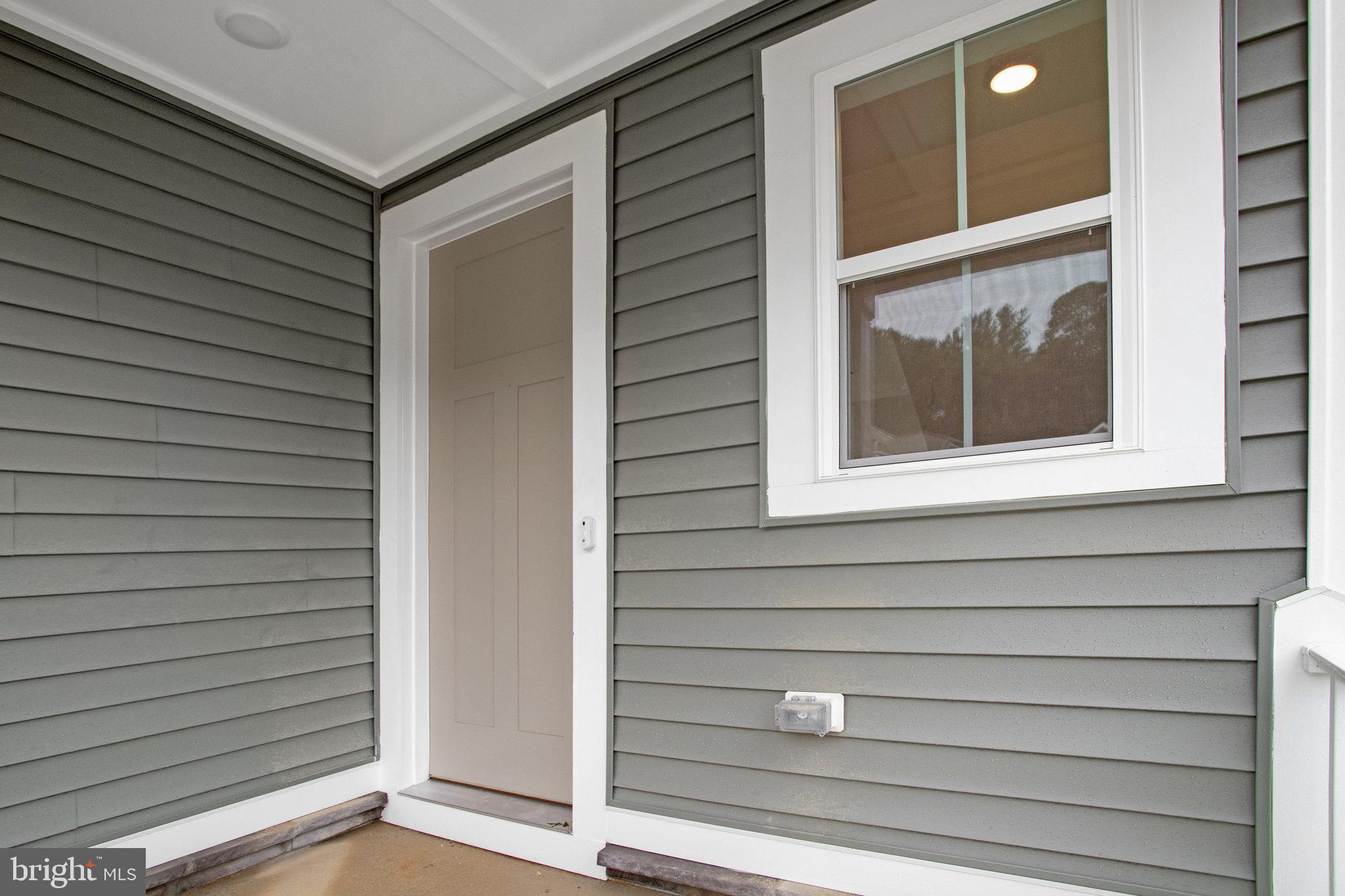 ROBERTS CROSSING - Residential