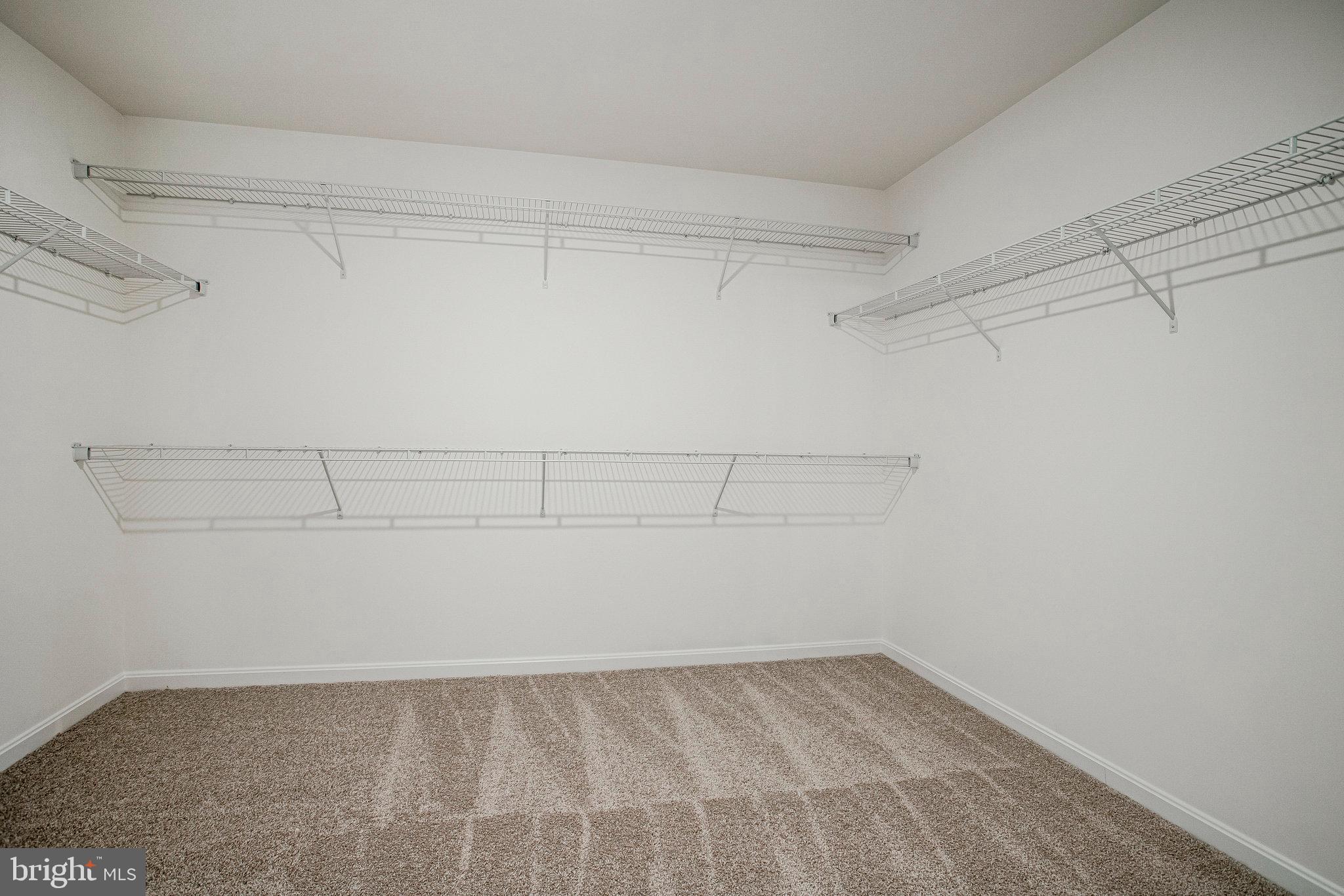 ROBERTS CROSSING - Residential