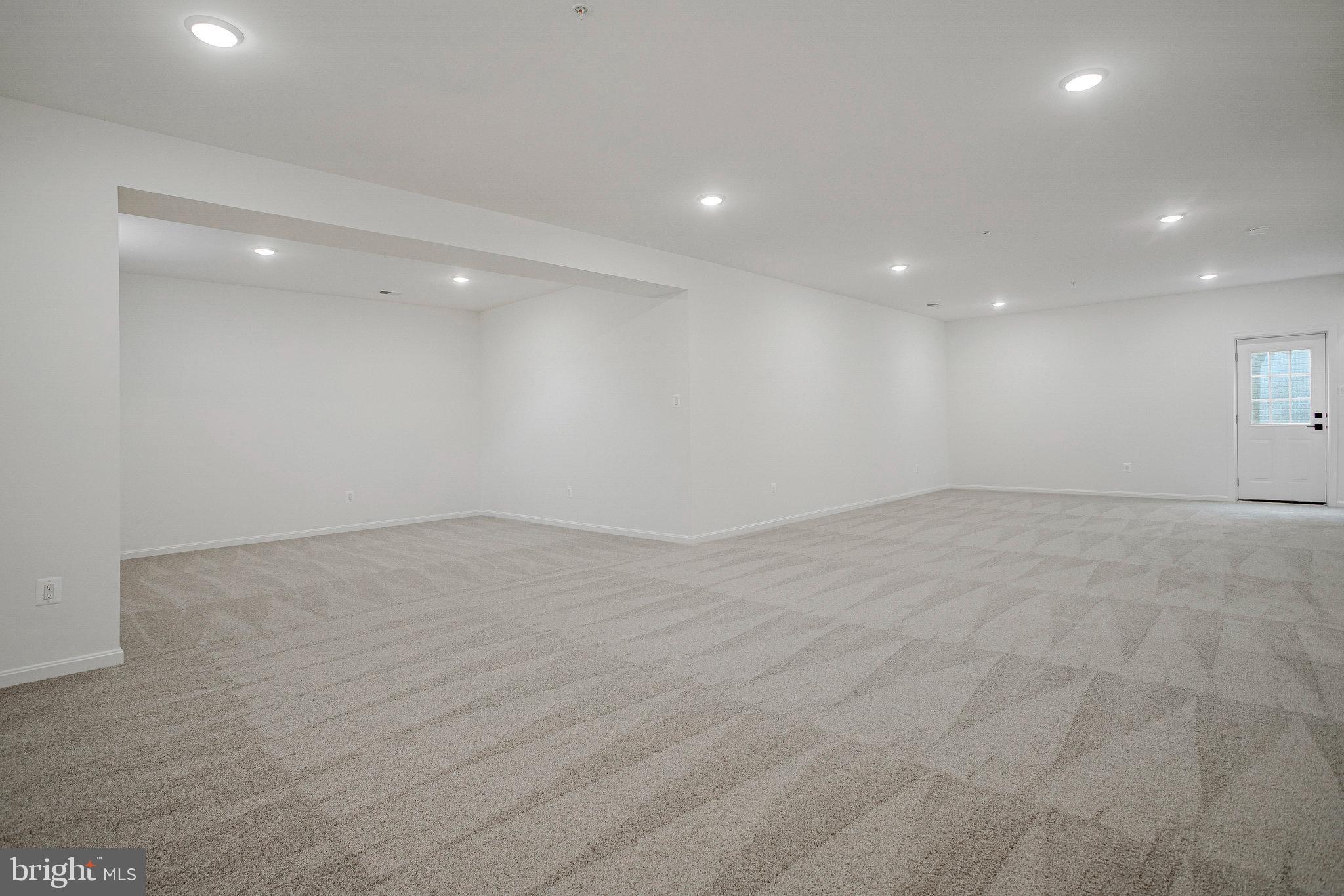 ROBERTS CROSSING - Residential