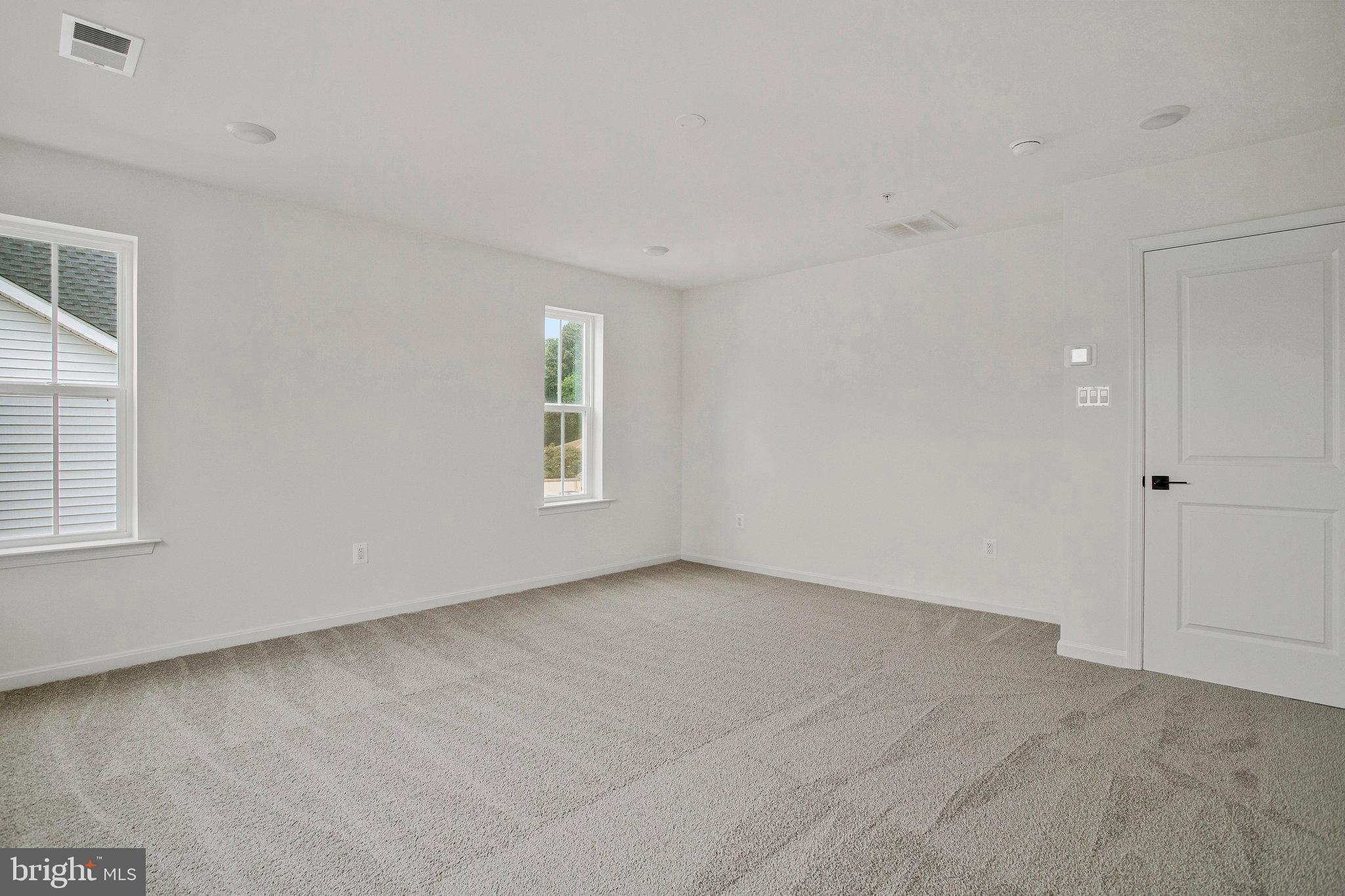 ROBERTS CROSSING - Residential