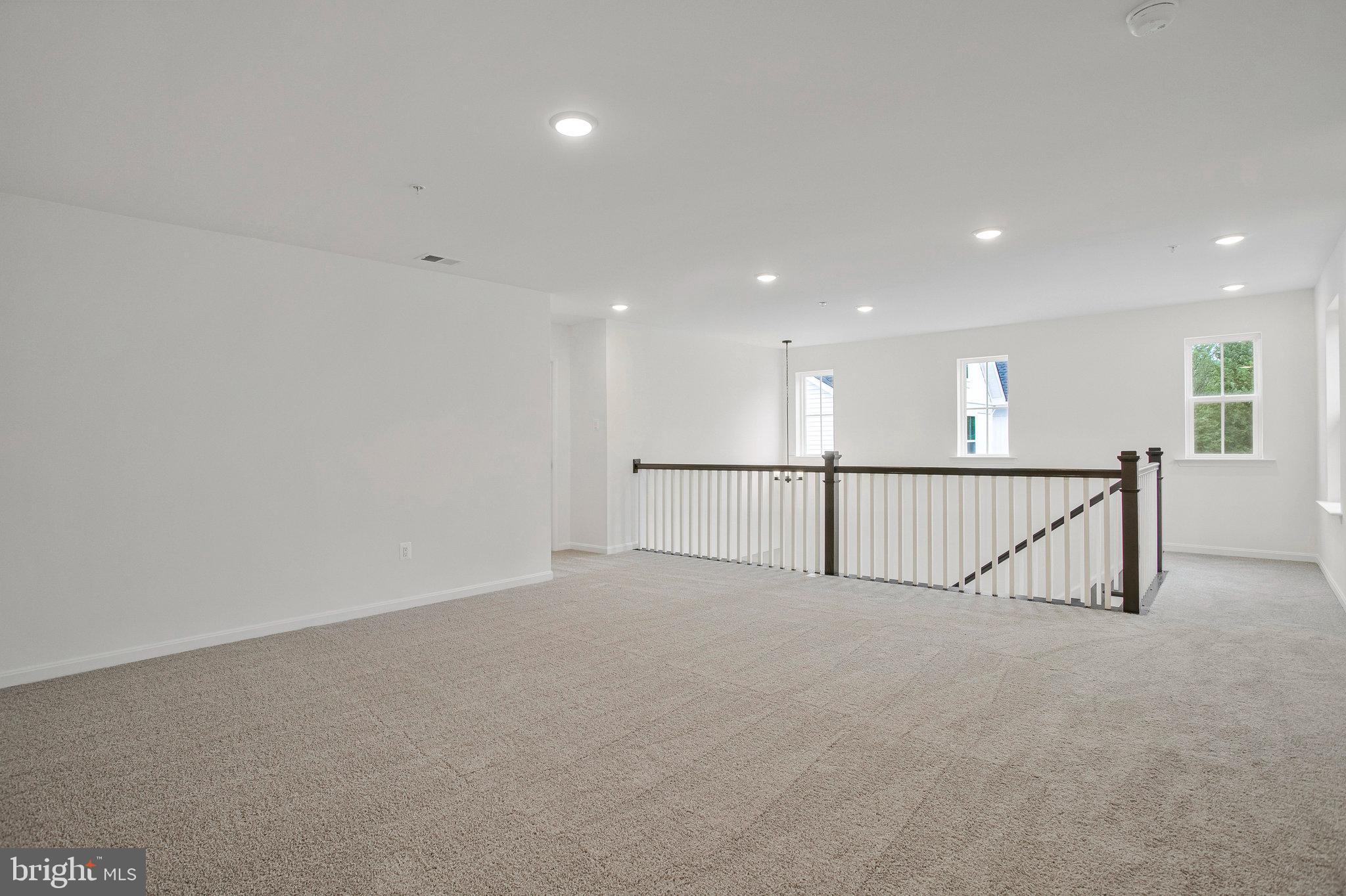 ROBERTS CROSSING - Residential