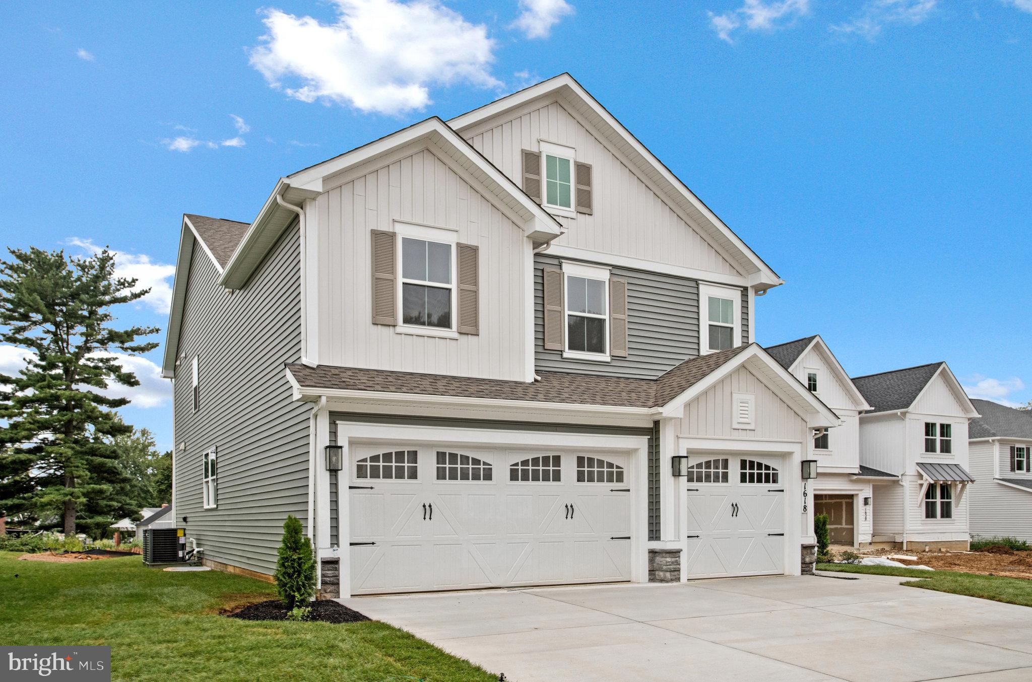 ROBERTS CROSSING - Residential