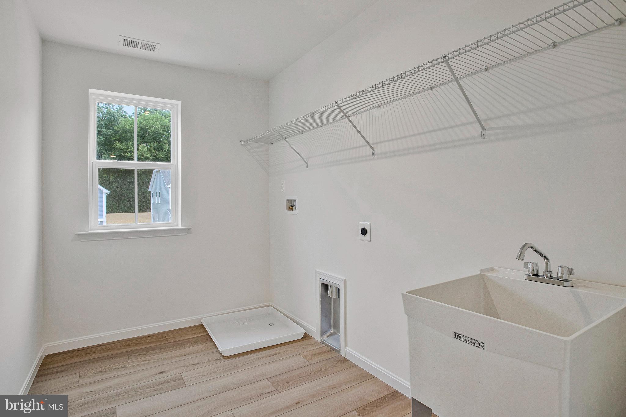 ROBERTS CROSSING - Residential