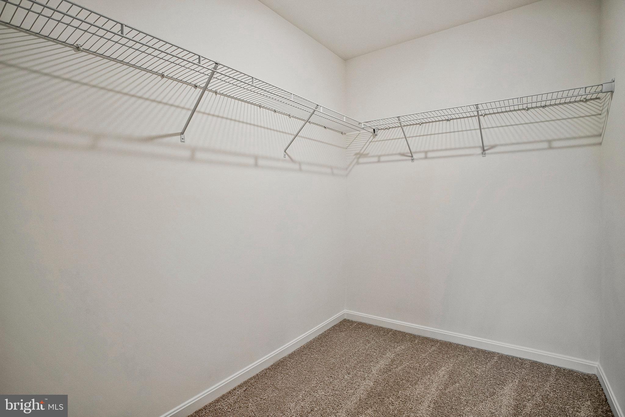 ROBERTS CROSSING - Residential