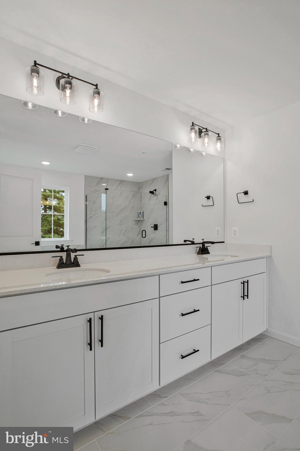 ROBERTS CROSSING - Residential