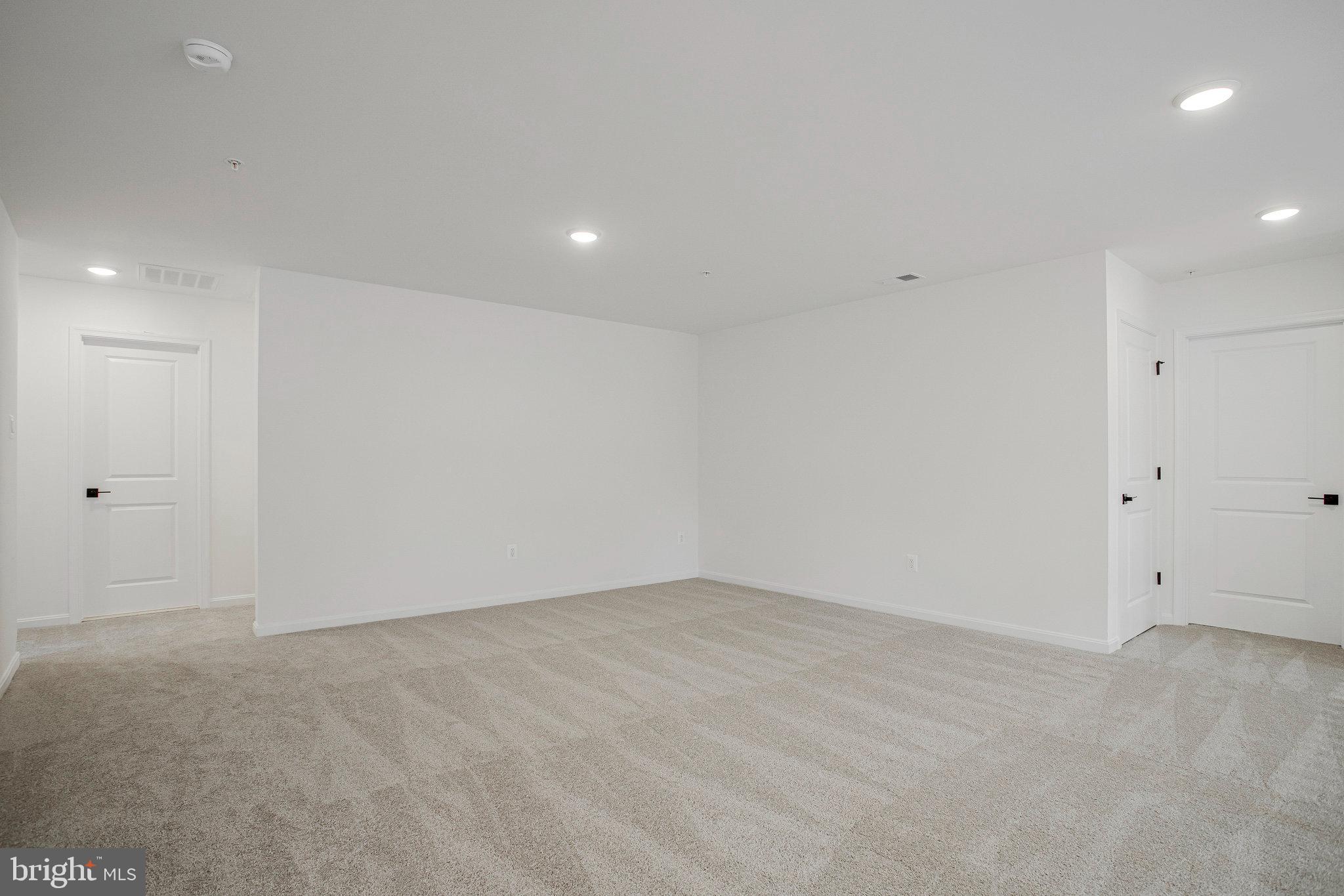 ROBERTS CROSSING - Residential