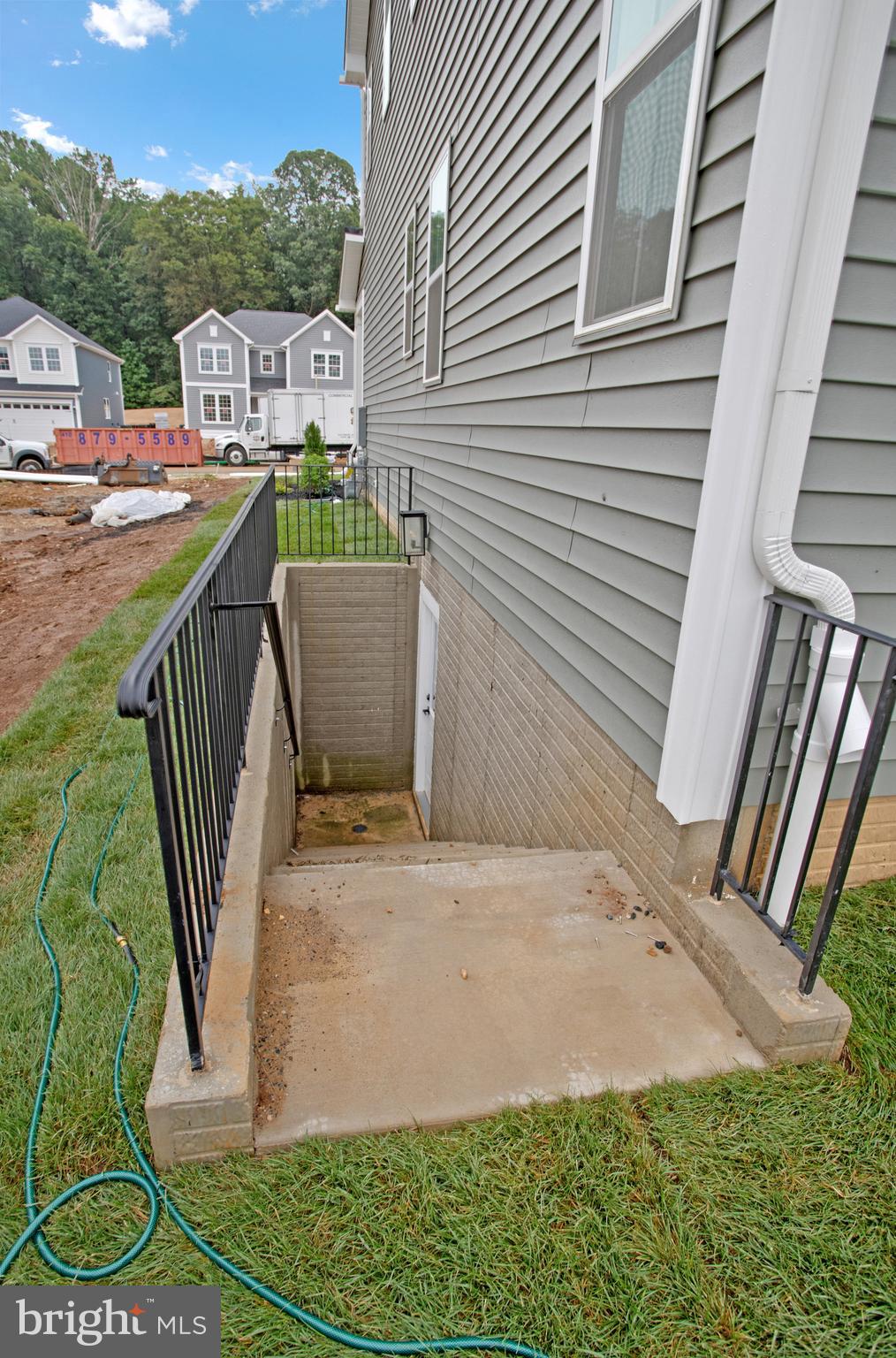 ROBERTS CROSSING - Residential