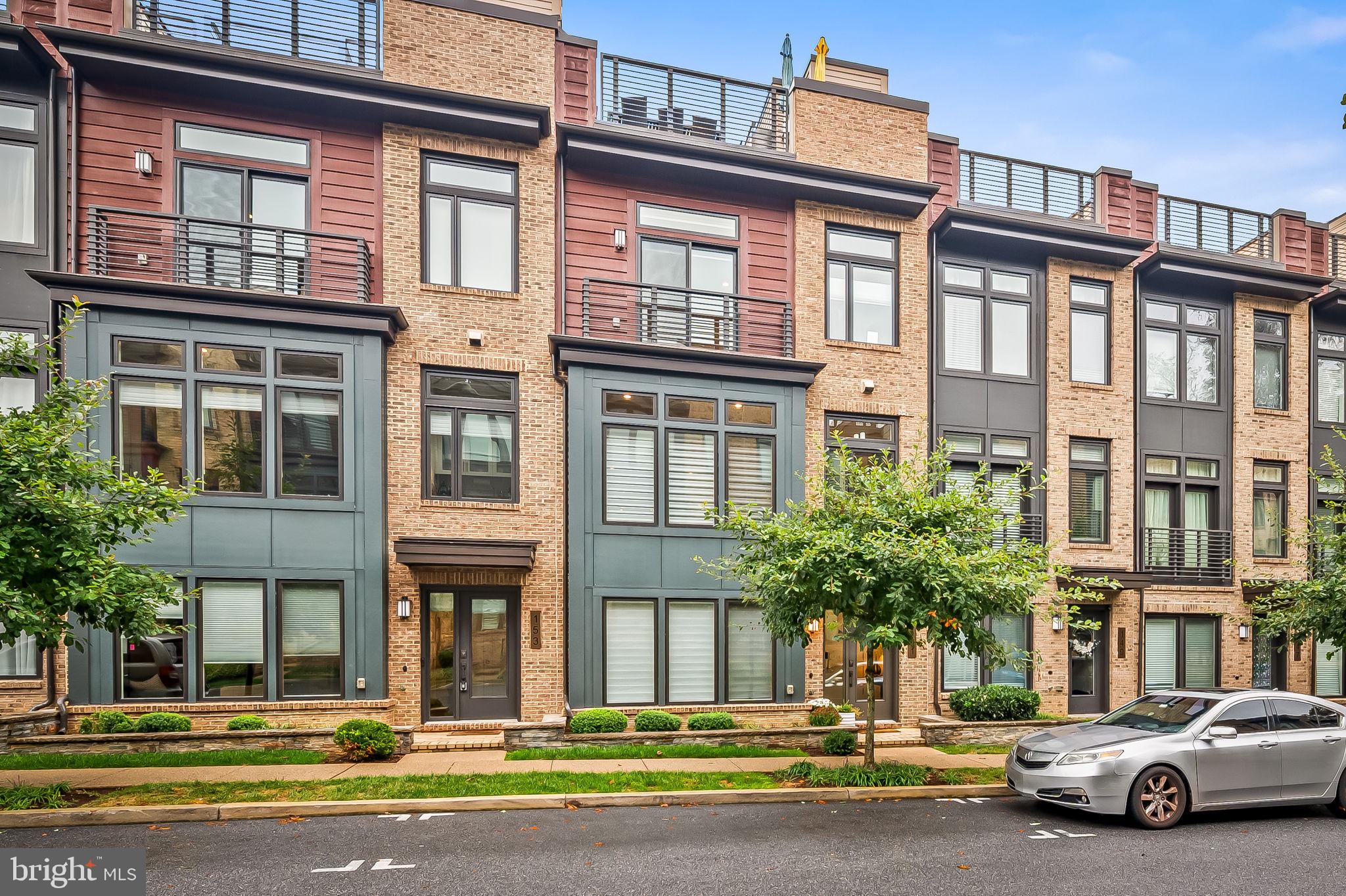 GROSVENOR HEIGHTS - Residential