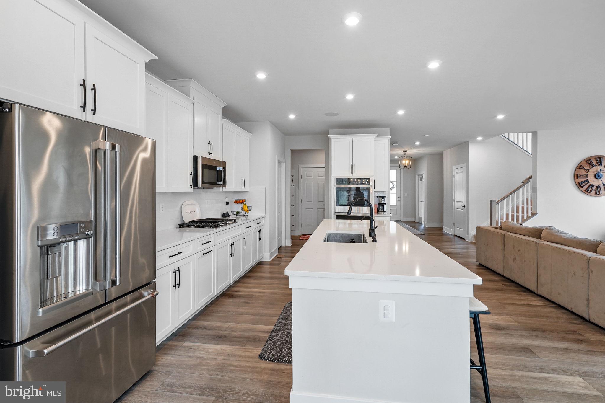 POTOMAC SHORES - Residential