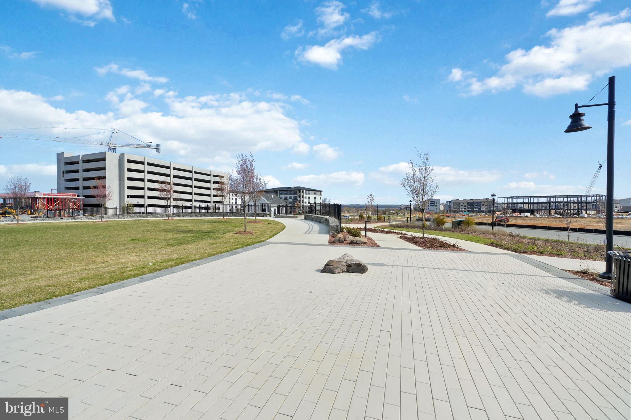 POTOMAC SHORES - Residential