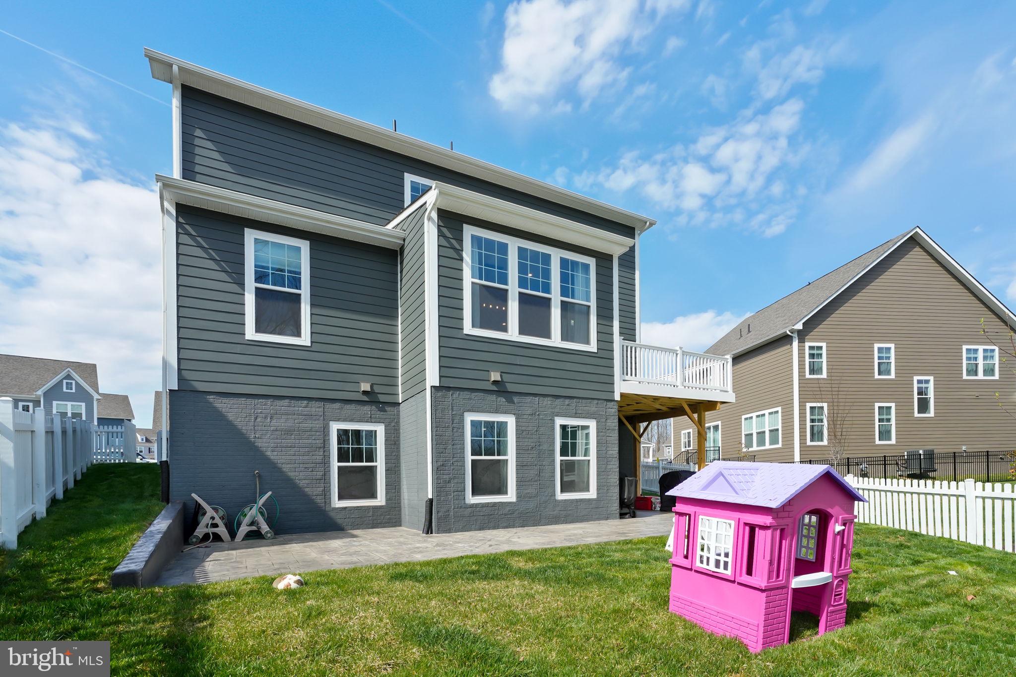 POTOMAC SHORES - Residential