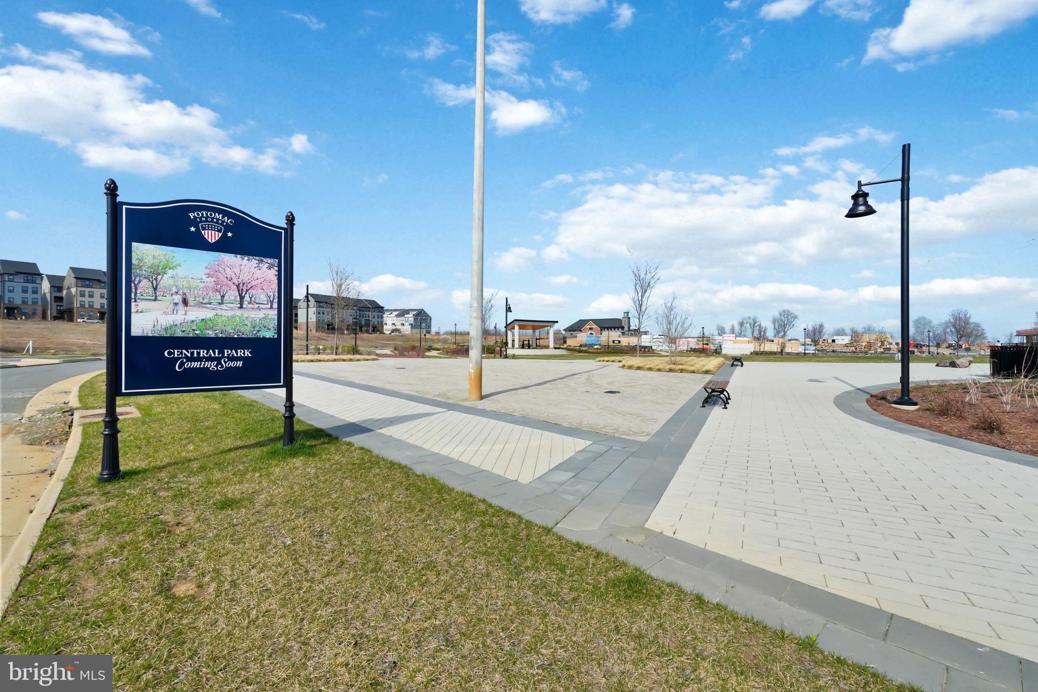 POTOMAC SHORES - Residential