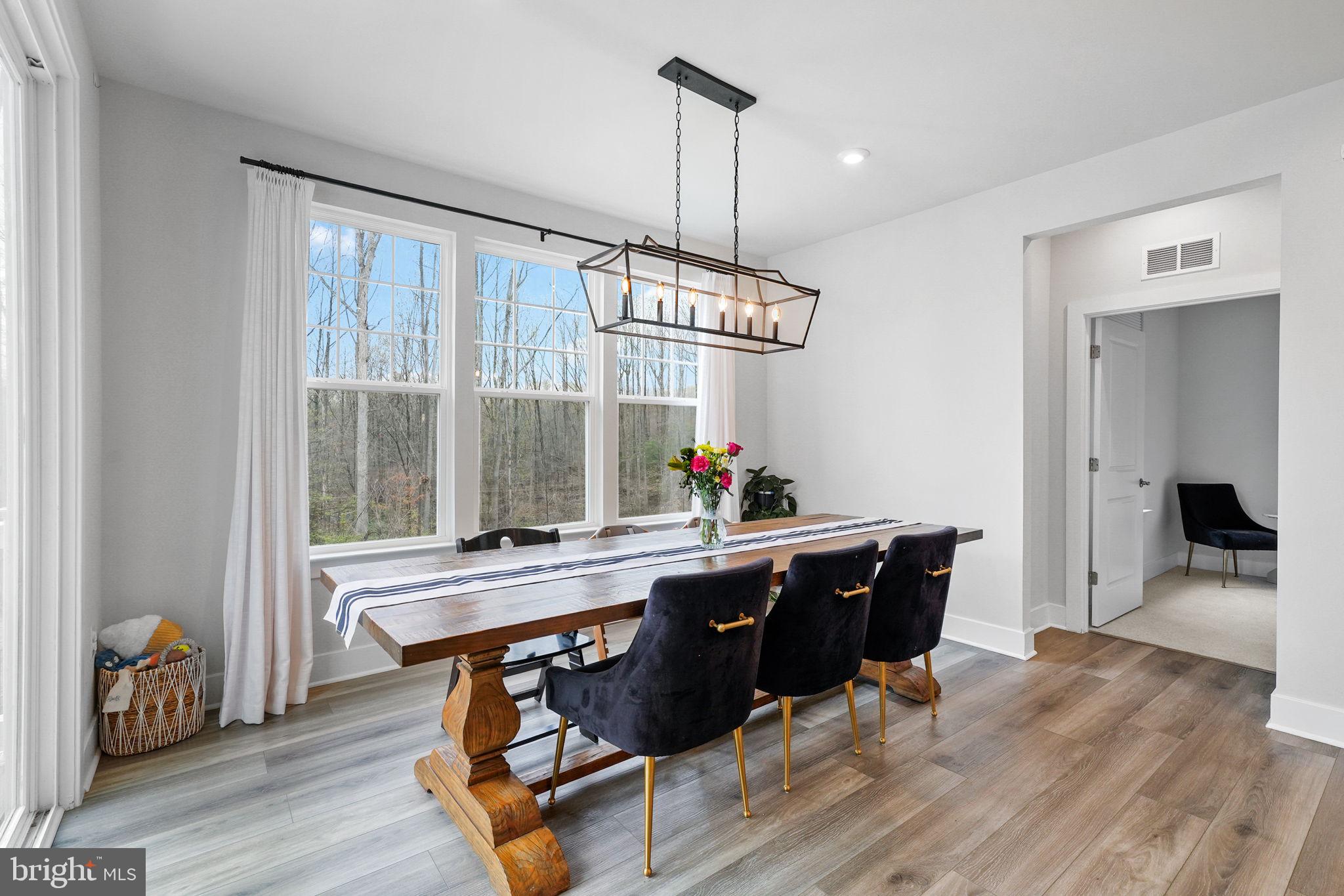 POTOMAC SHORES - Residential