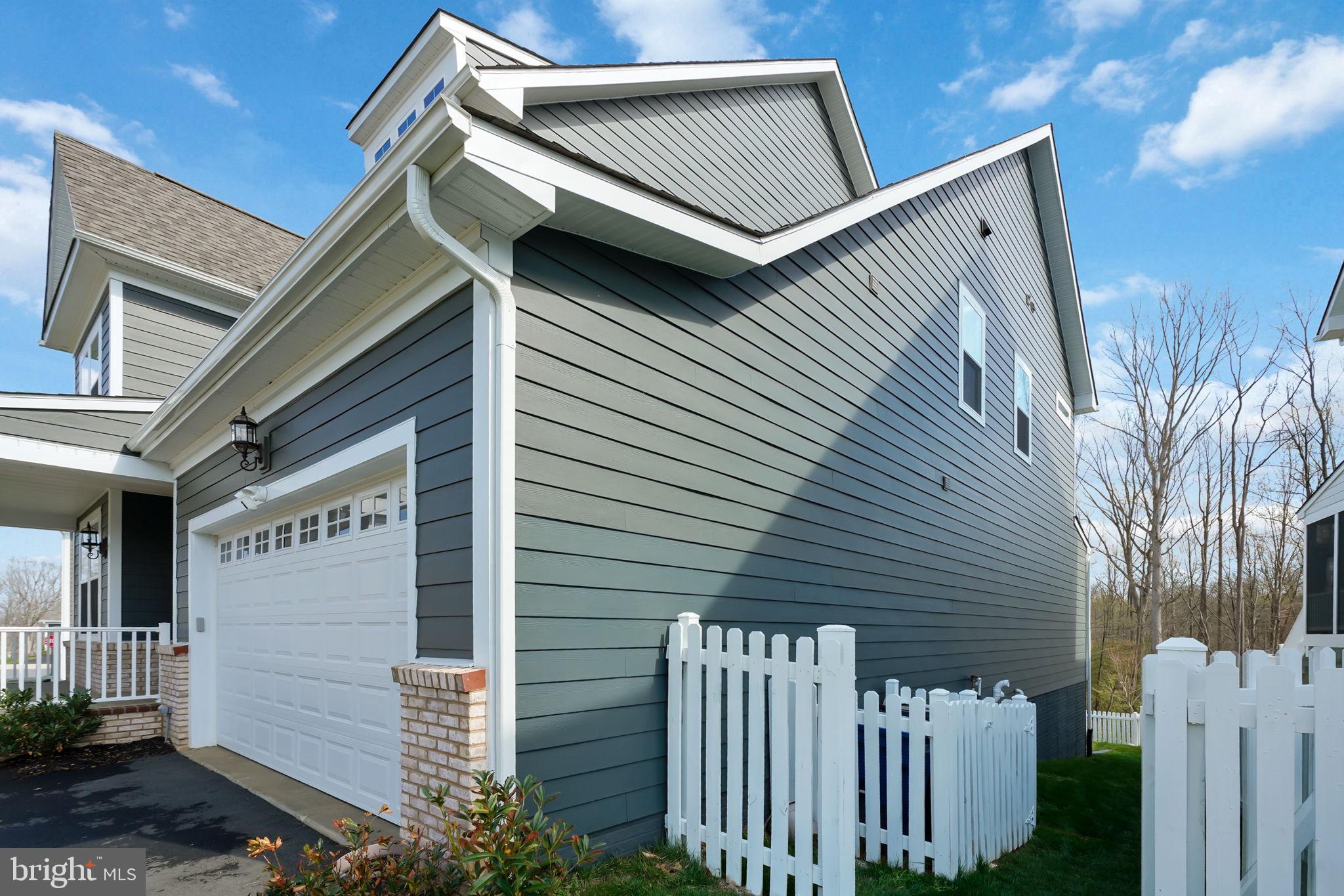 POTOMAC SHORES - Residential